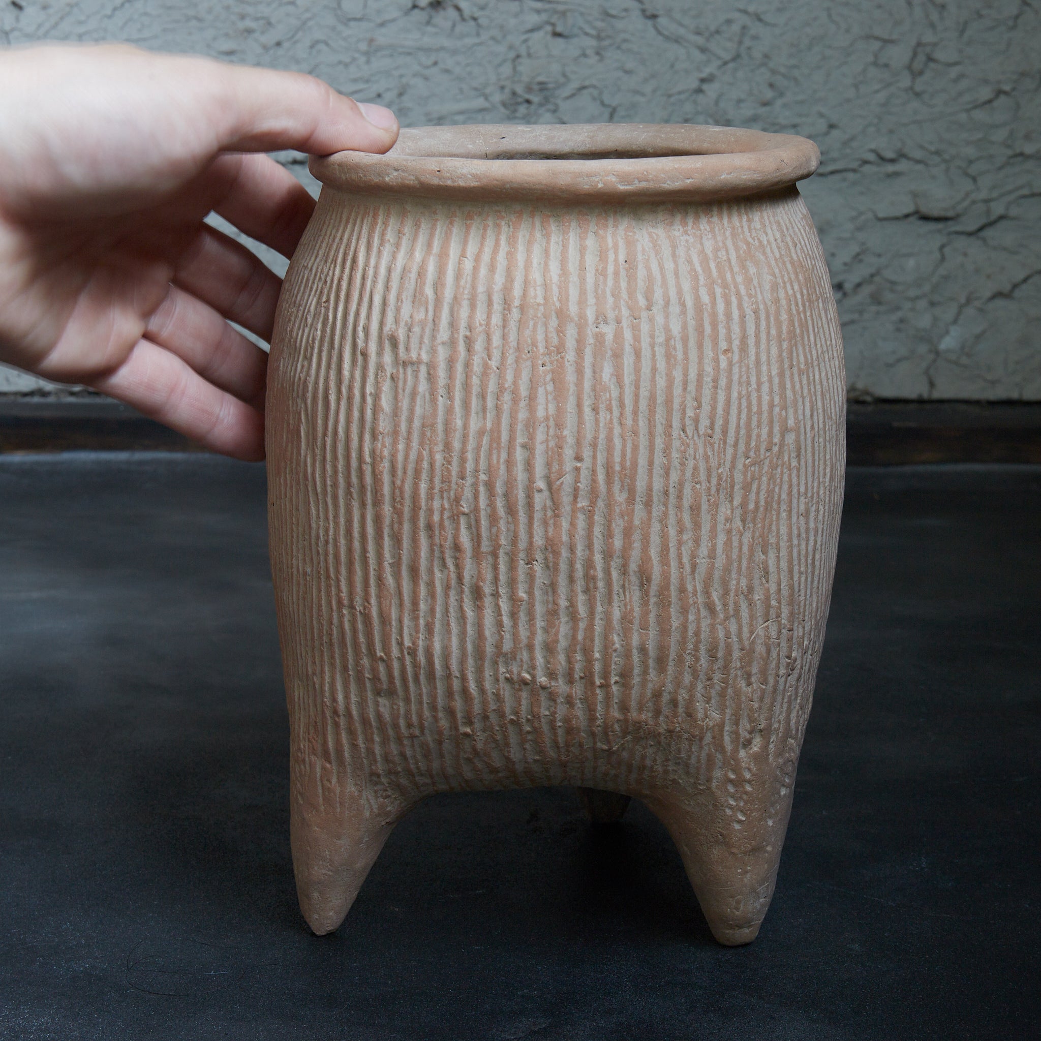 LI, Red-fired, With wooden box, Shaanxi Longshan Culture(2500–2000BCE)
