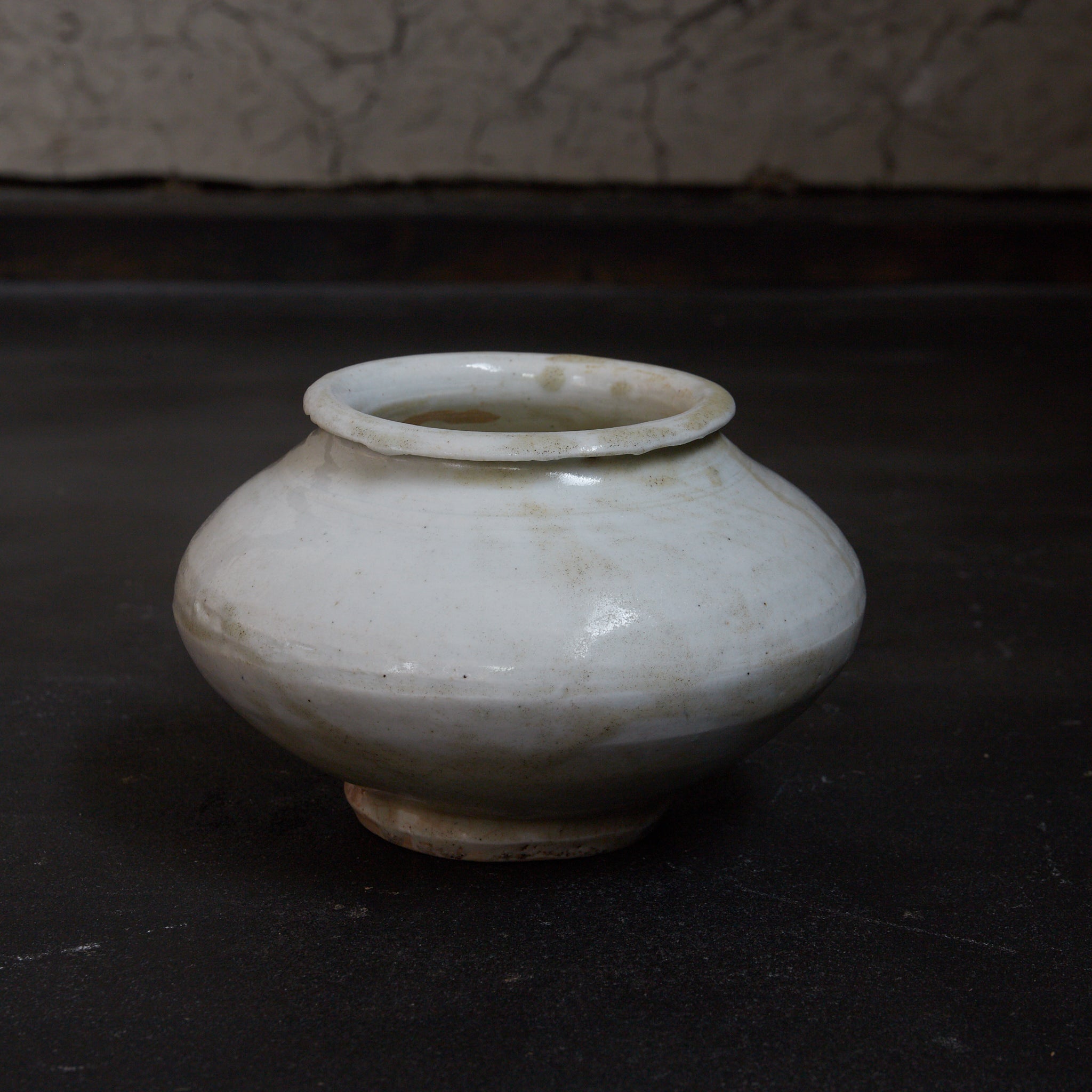 JAR, White porcelain, With wooden box, Joseon Dynasty(1392–1897CE)