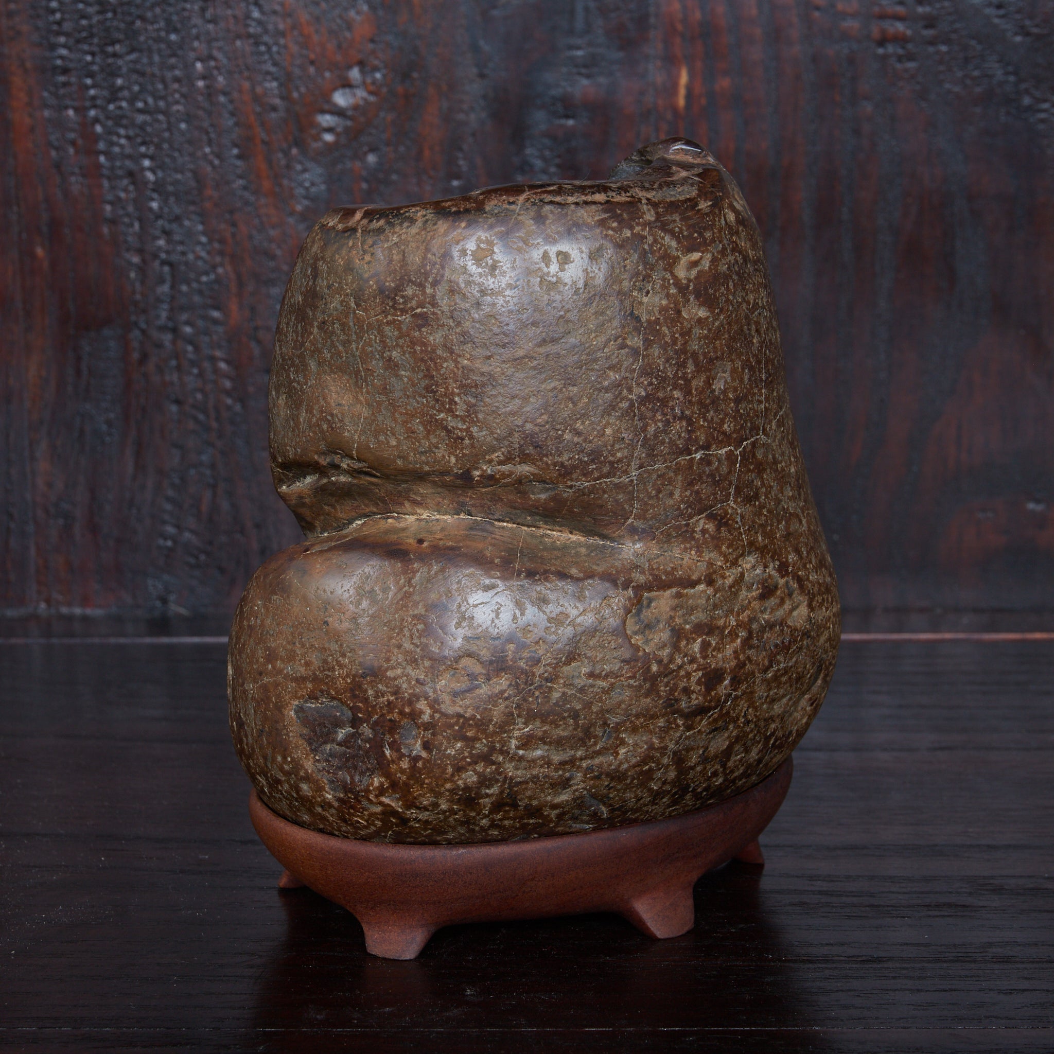 馬蹄石壺(自然物:年代不詳)