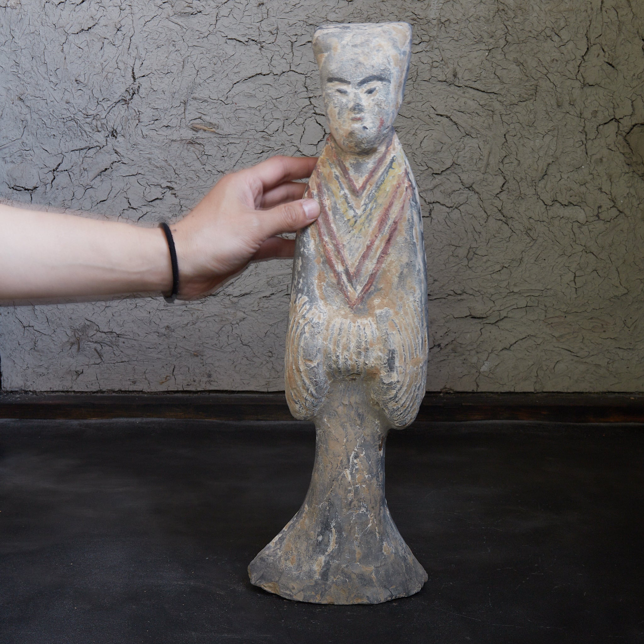 漢代 灰陶加彩 女子俑(206BCE–220CE)