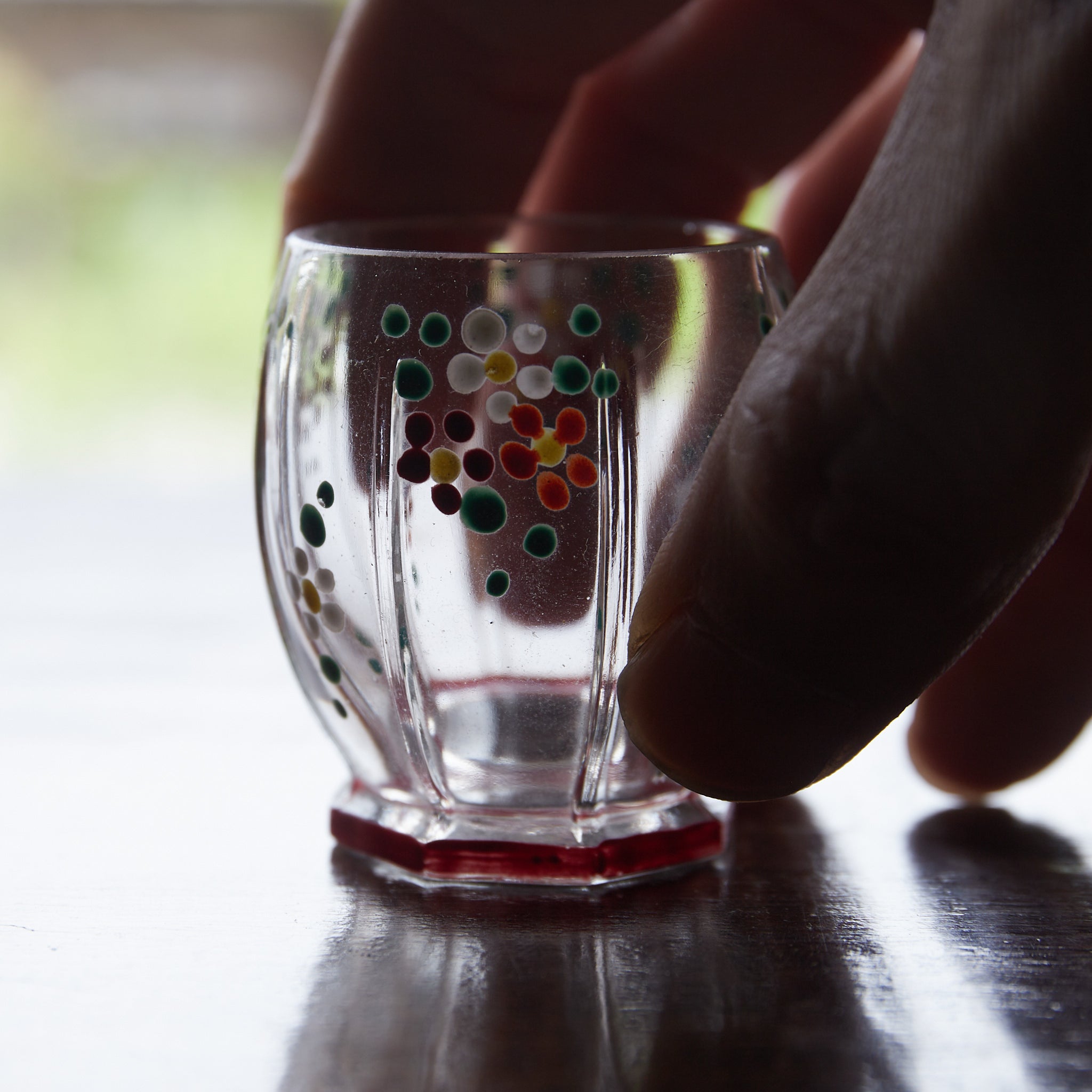 イタリアアンティーク エナメル絵八角古硝子杯(近世:16–19世紀)