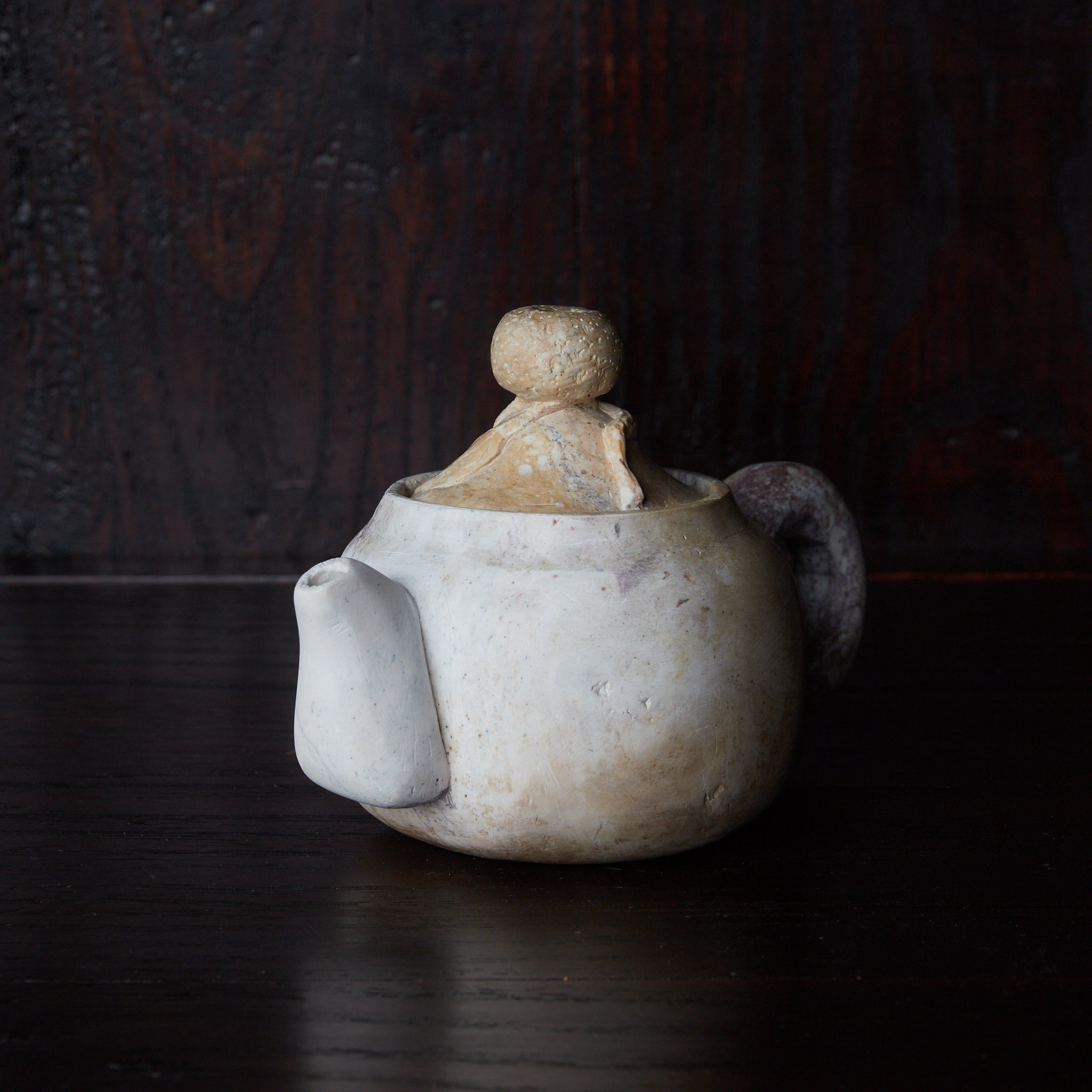 清代 石彫葉刻文茶壺(急須)(1616–1911CE)