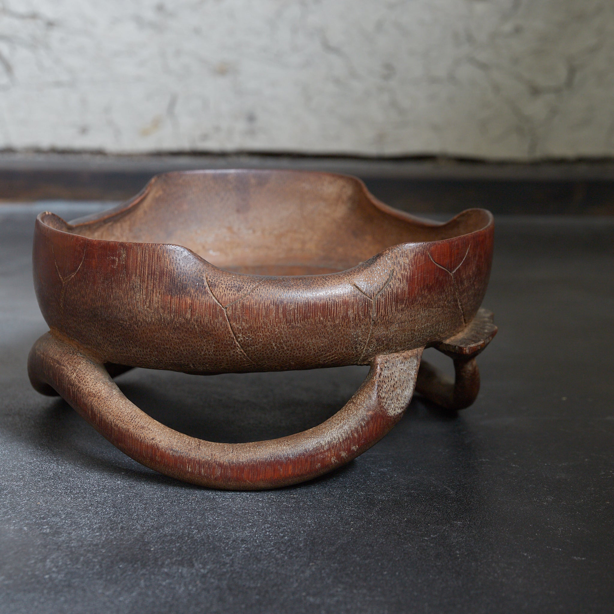 明治 古竹蓮花形菓子器 みたて建水 木箱付(1868–1912CE)