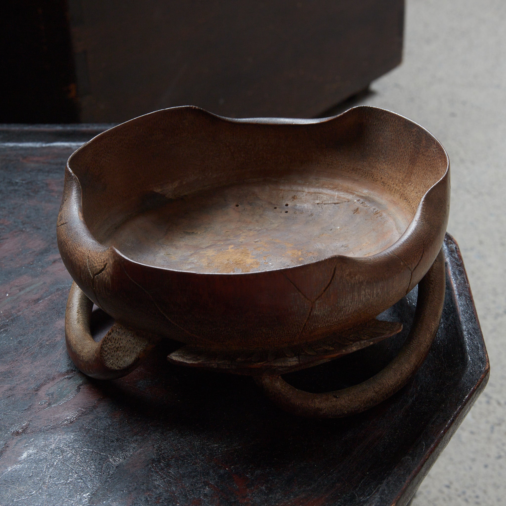明治 古竹蓮花形菓子器 みたて建水 木箱付(1868–1912CE)