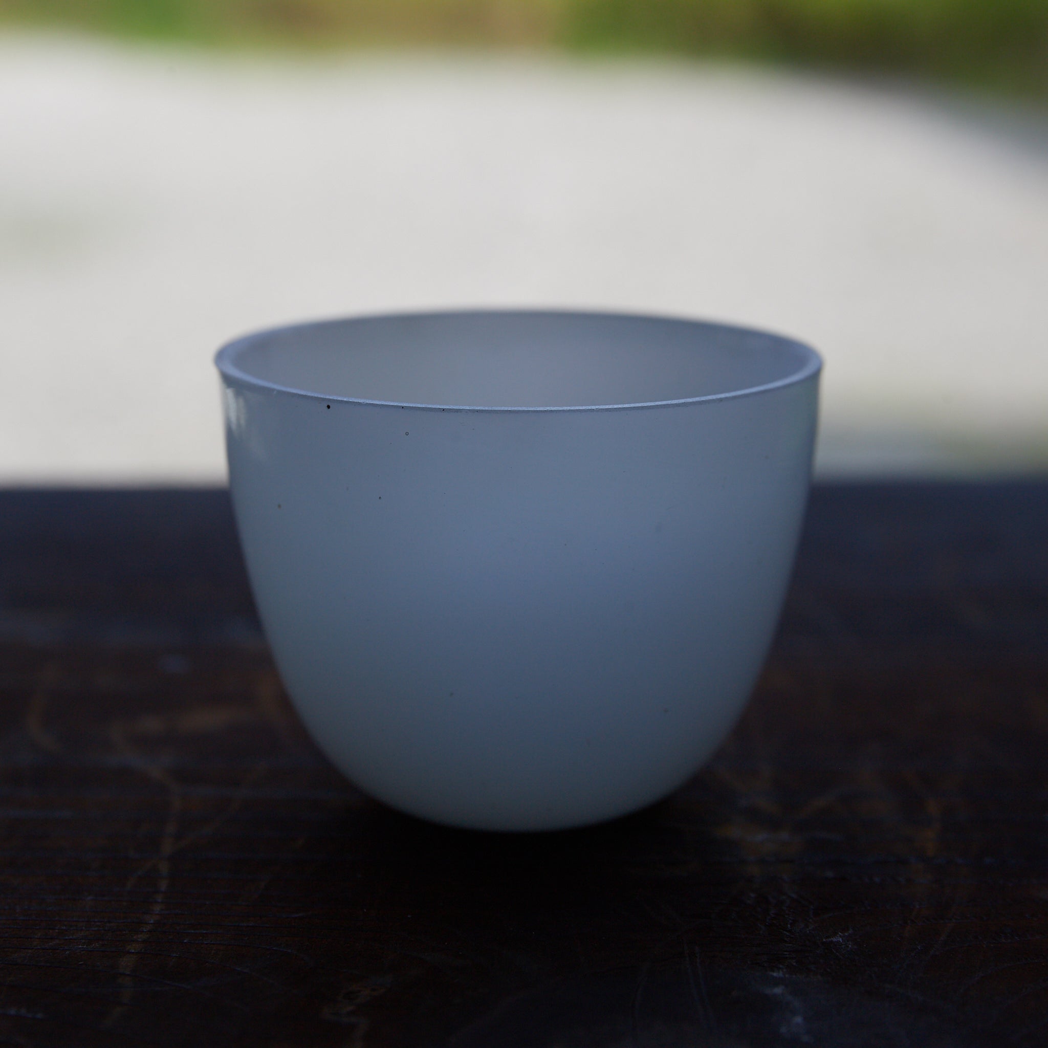 MILCHGLÄSERNER BECHER, Meiji–Taisho-Zeit(1868–1926 n. Chr.)