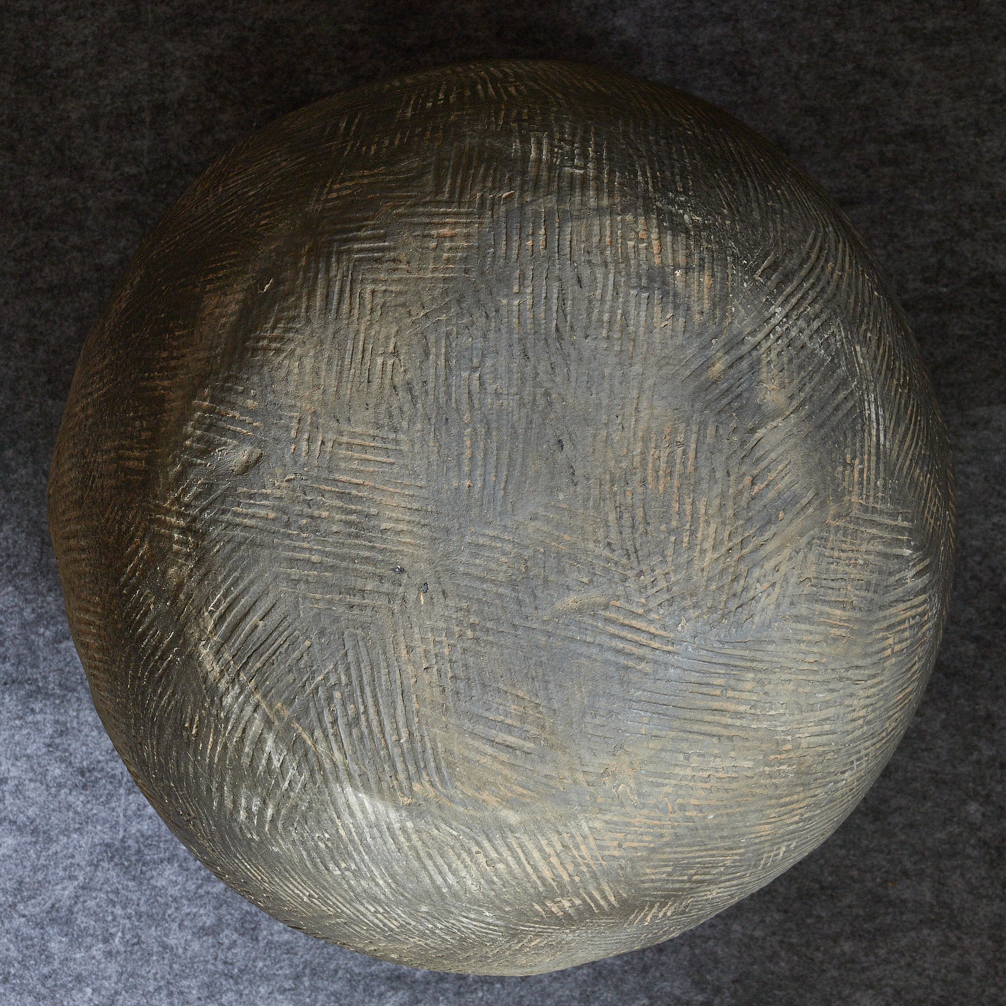 جرة، سوزو، بـ زخرفة مضغوطة ، فترة كاماكورا(1185–1333 ميلاديًا)