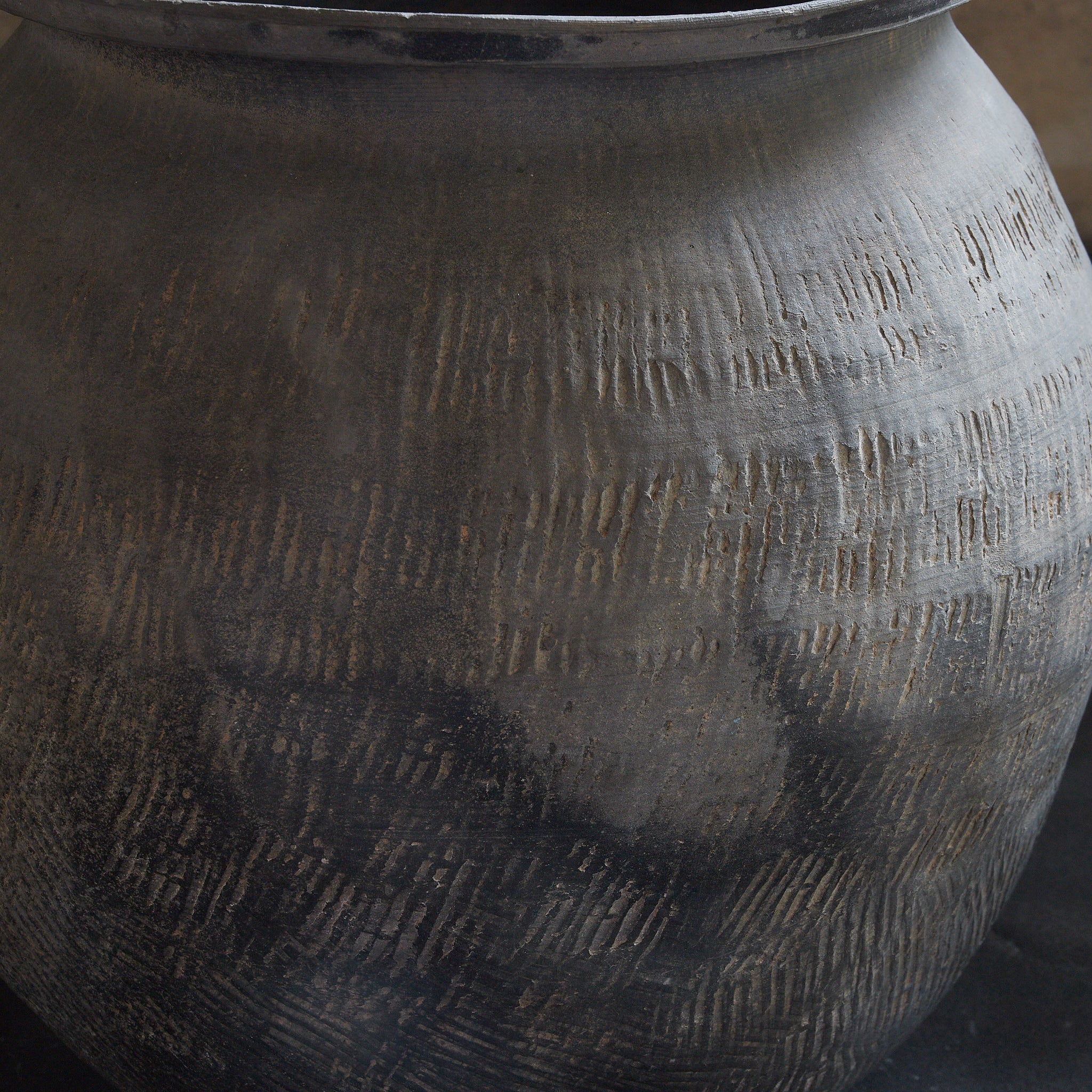 جرة، سوزو، بـ زخرفة مضغوطة ، فترة كاماكورا(1185–1333 ميلاديًا)