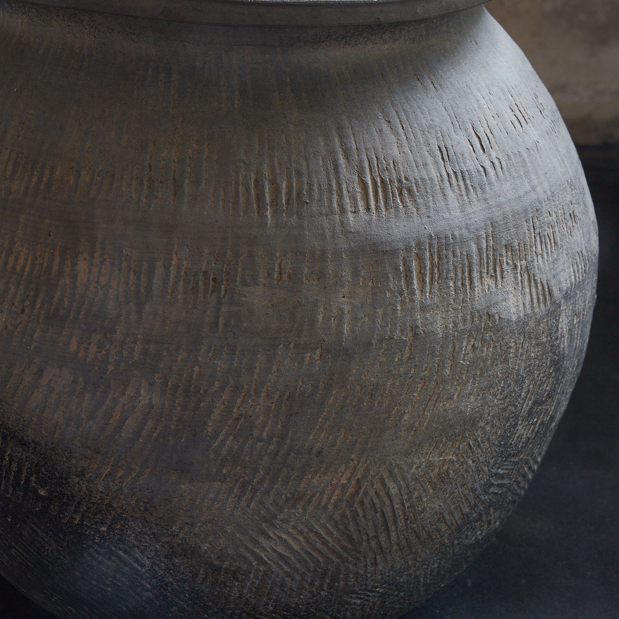 جرة، سوزو، بـ زخرفة مضغوطة ، فترة كاماكورا(1185–1333 ميلاديًا)