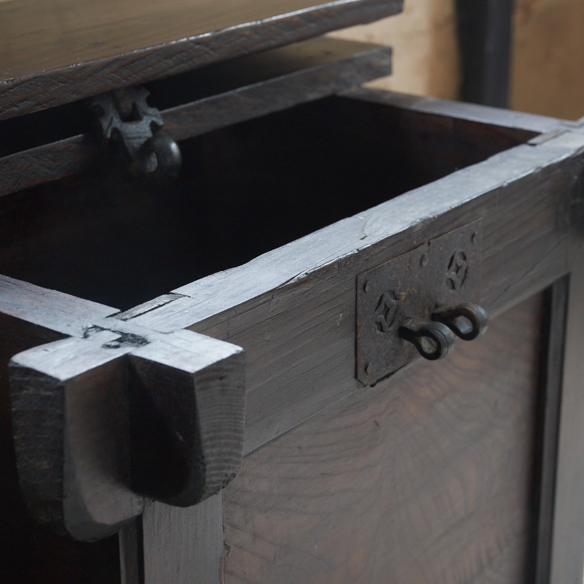 GRAIN CHEST, Joseon Dynasty(1392–1897CE)