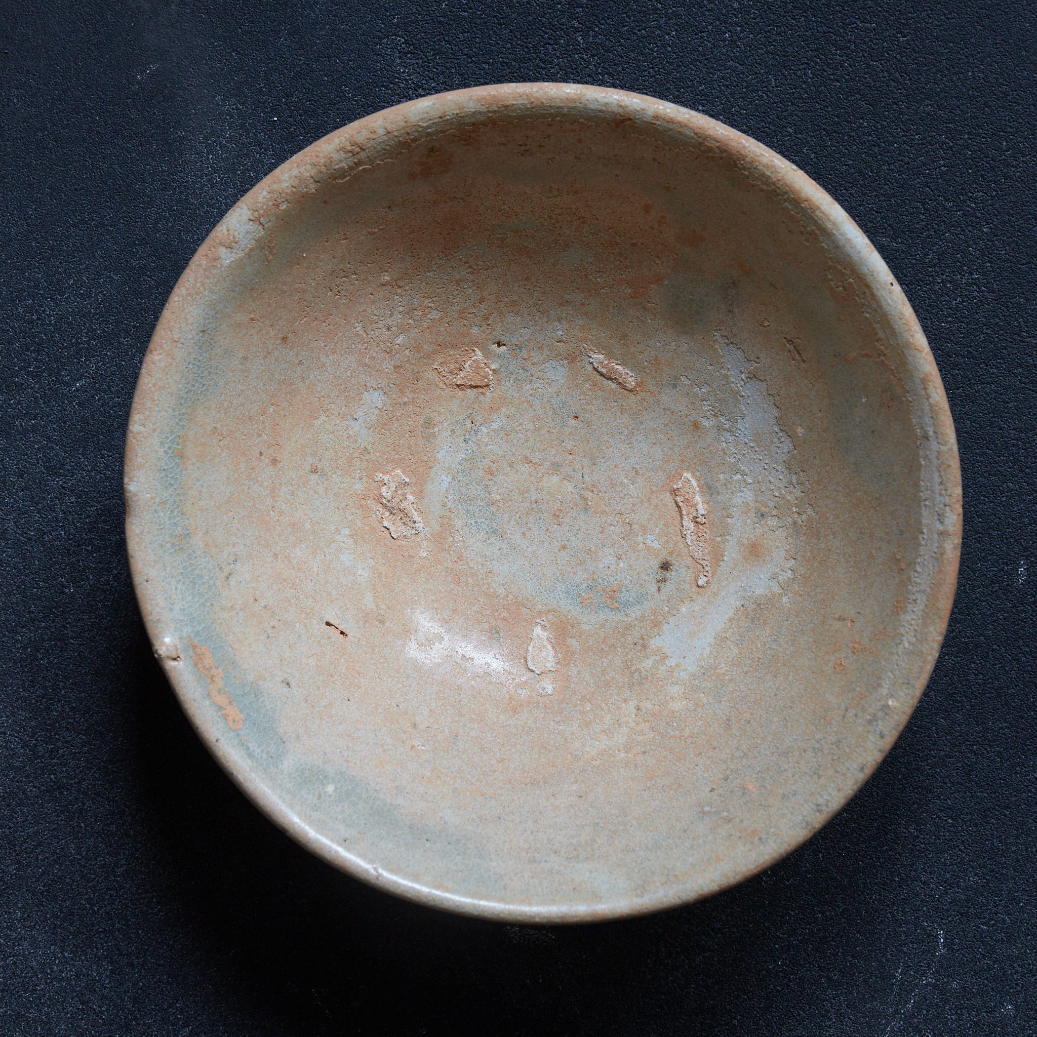 宋代 越州窯 青釉碗(960–1279CE)