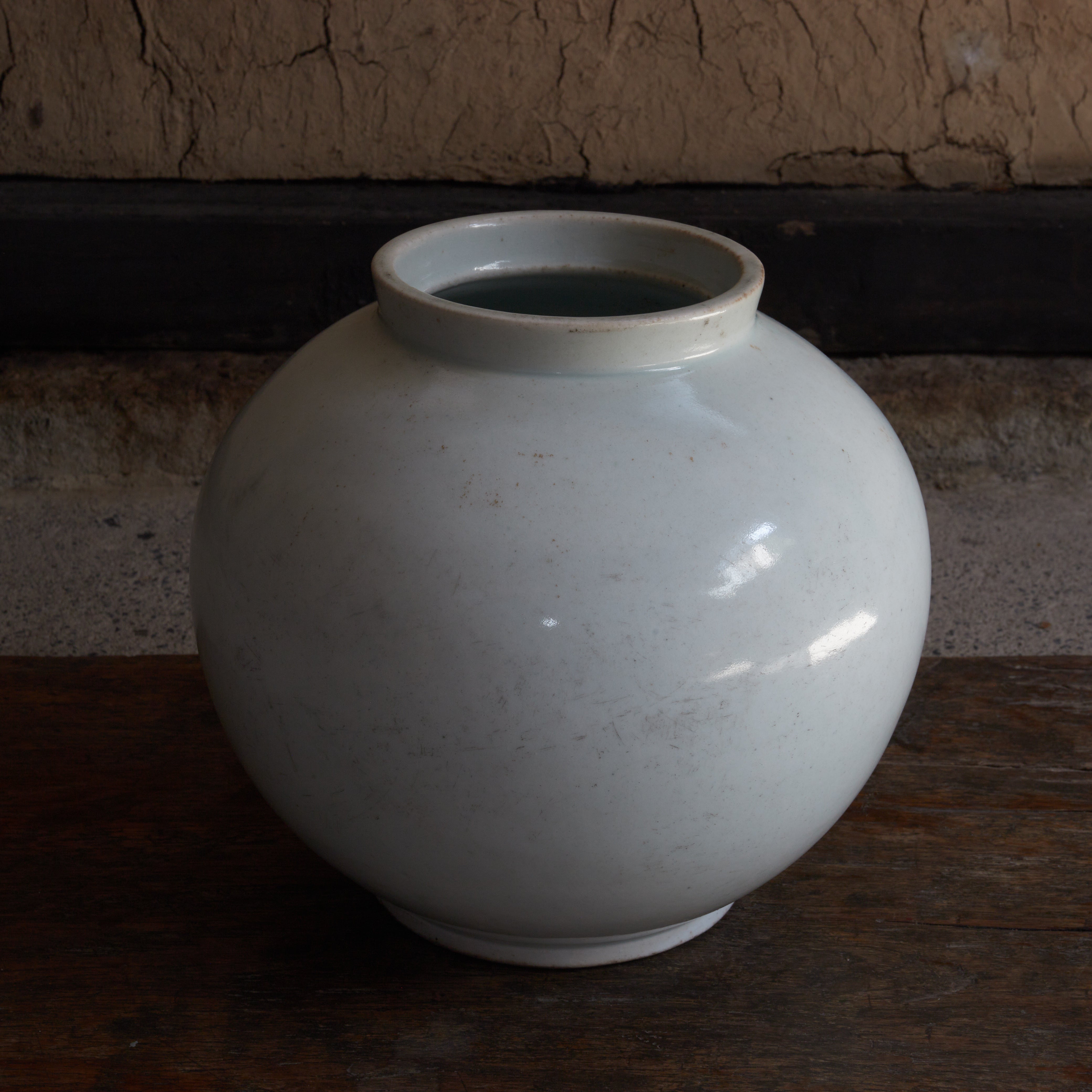 VASO, Porcellana bianca, Dinastia Joseon (1392–1897 d.C.) | Immagine di dettaglio 4