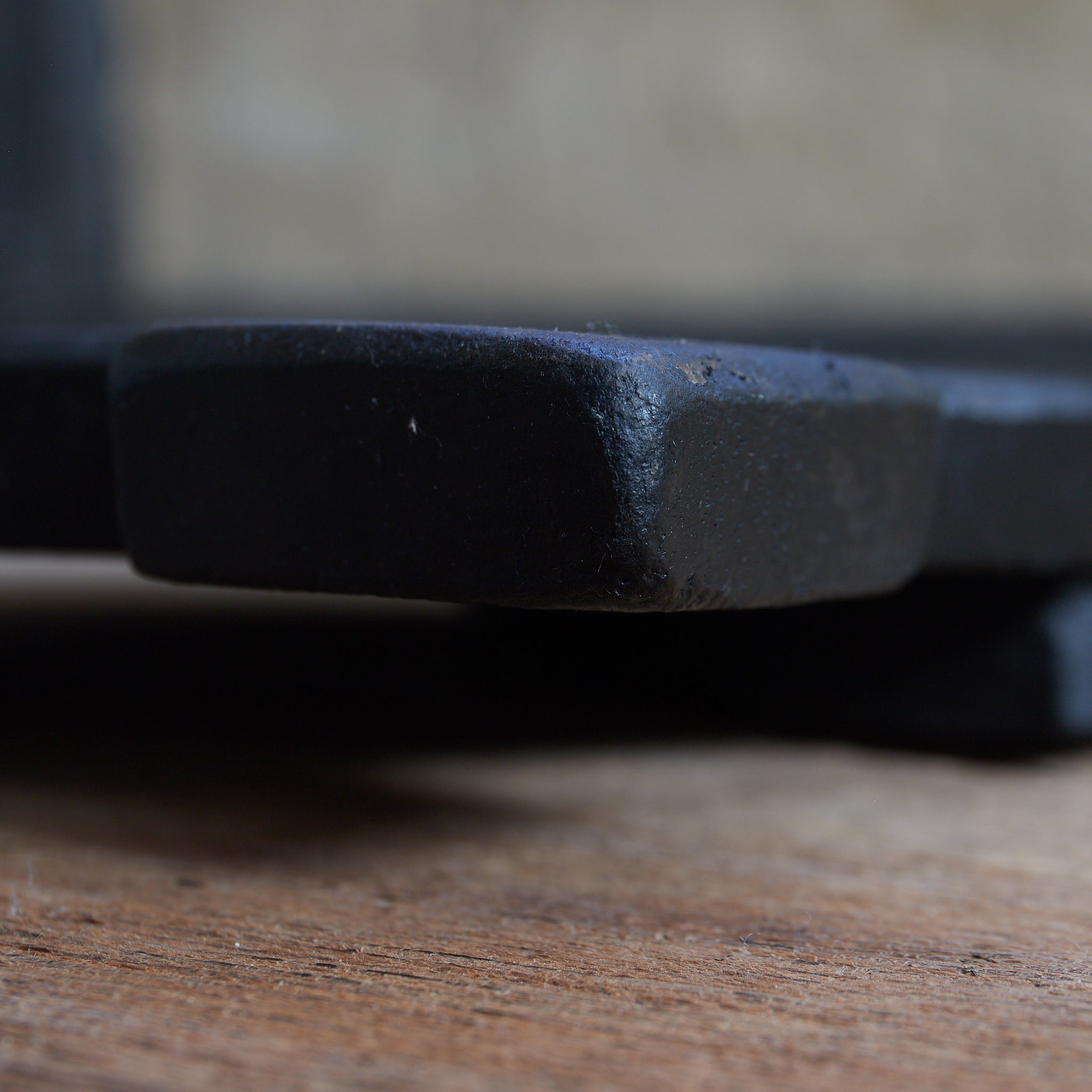 UTENSILE IN LEGNO, Mitate (tavolino da tè), A, Antichità indiana, Età moderna iniziale (XVI–XIX secolo) | Immagine di dettaglio 34