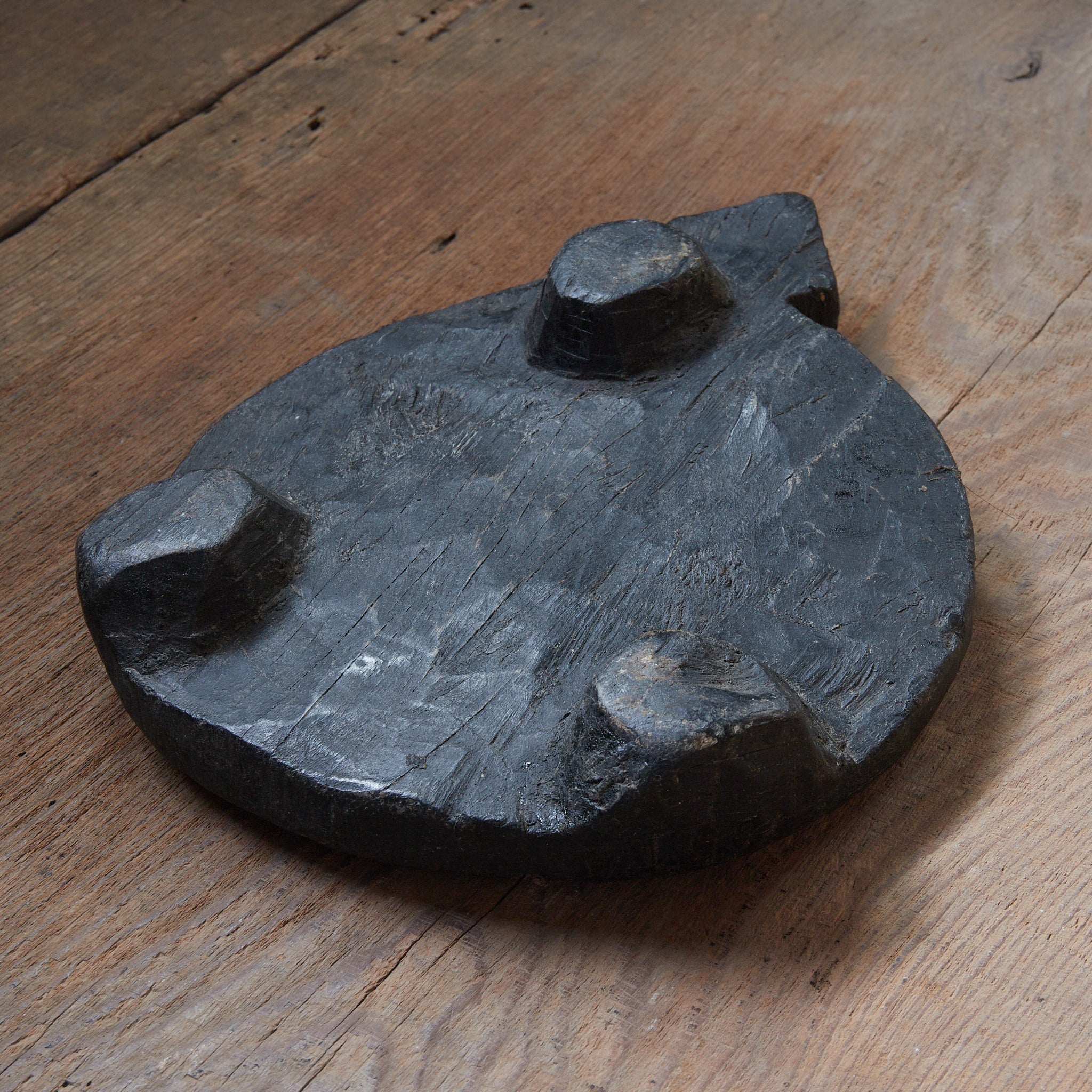 UTENSILE IN LEGNO, Mitate (tavolino da tè), B, Antichità indiana, Età moderna iniziale (XVI–XIX secolo) | Immagine di dettaglio 10