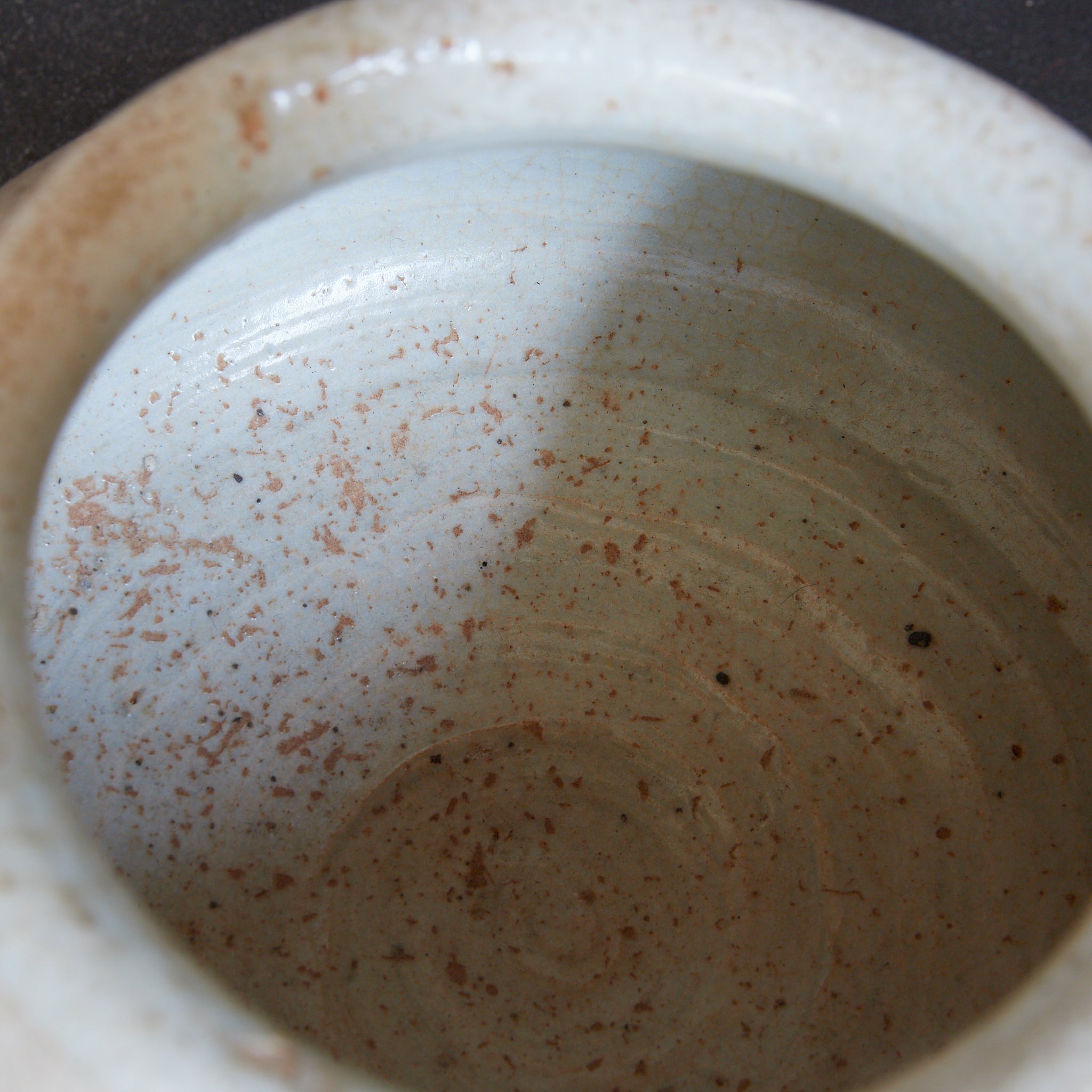 VASO GLOBULARE, Porcellana bianca, Dinastia Joseon (1392–1897 d.C.) | Immagine di dettaglio 12