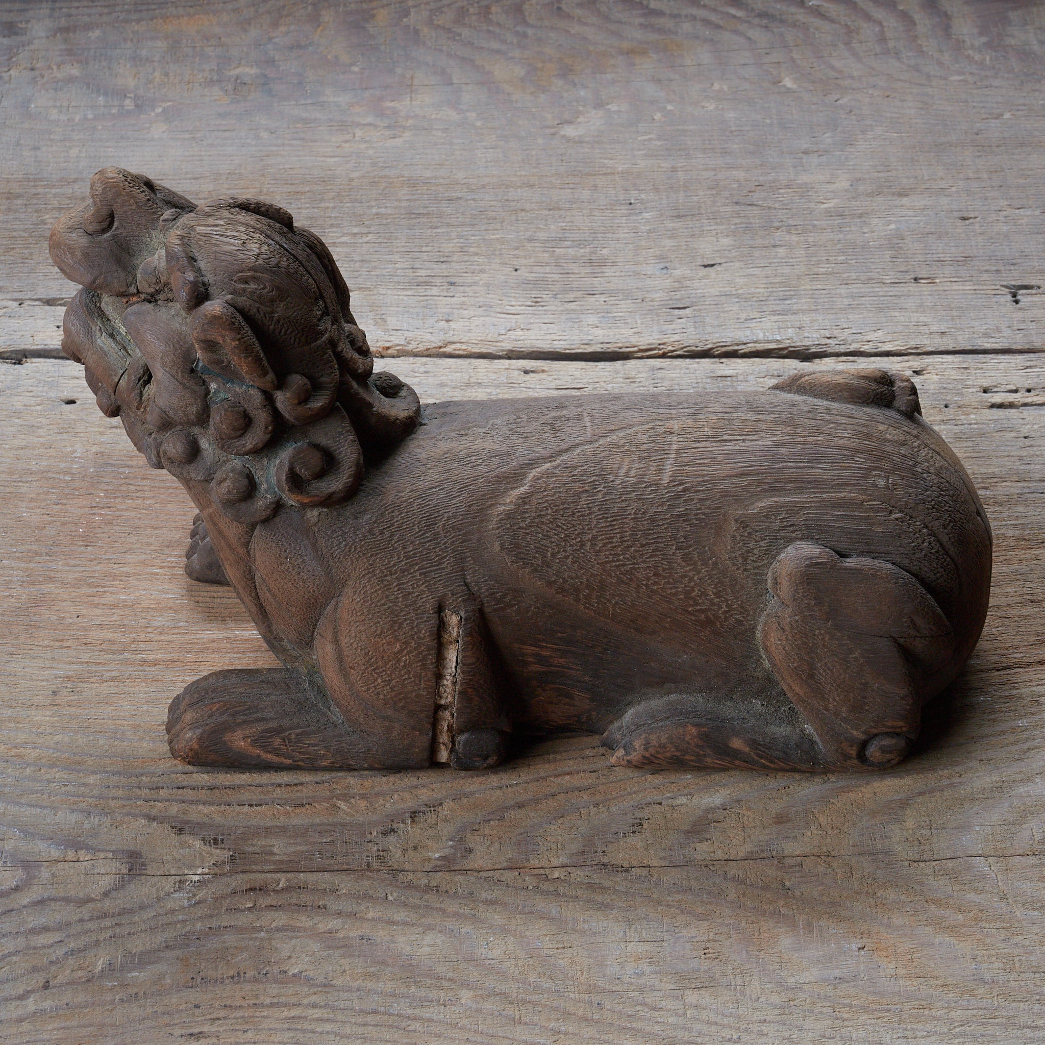 FIGURES DE LIONS A-UN EN BOIS, Paire, Dynastie Joseon (1392–1897 apr. J.-C.) | Image de détail 37