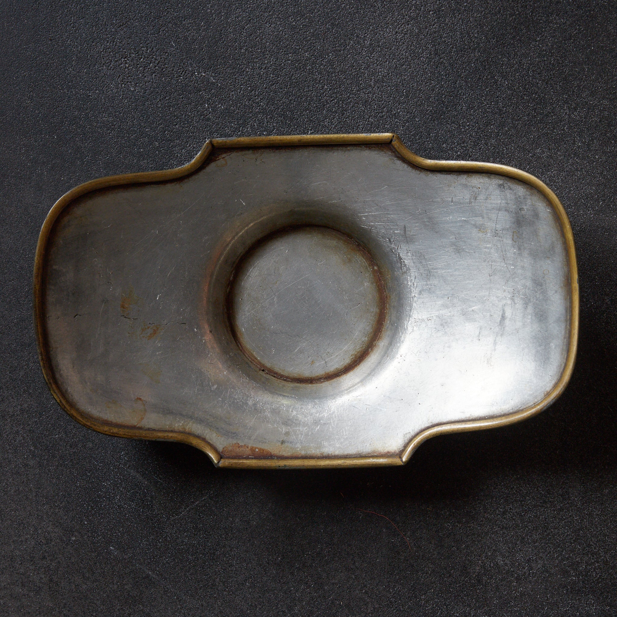清代 古錫銅覆花弁形茶托 5客揃(1616–1911CE)|詳細画像8