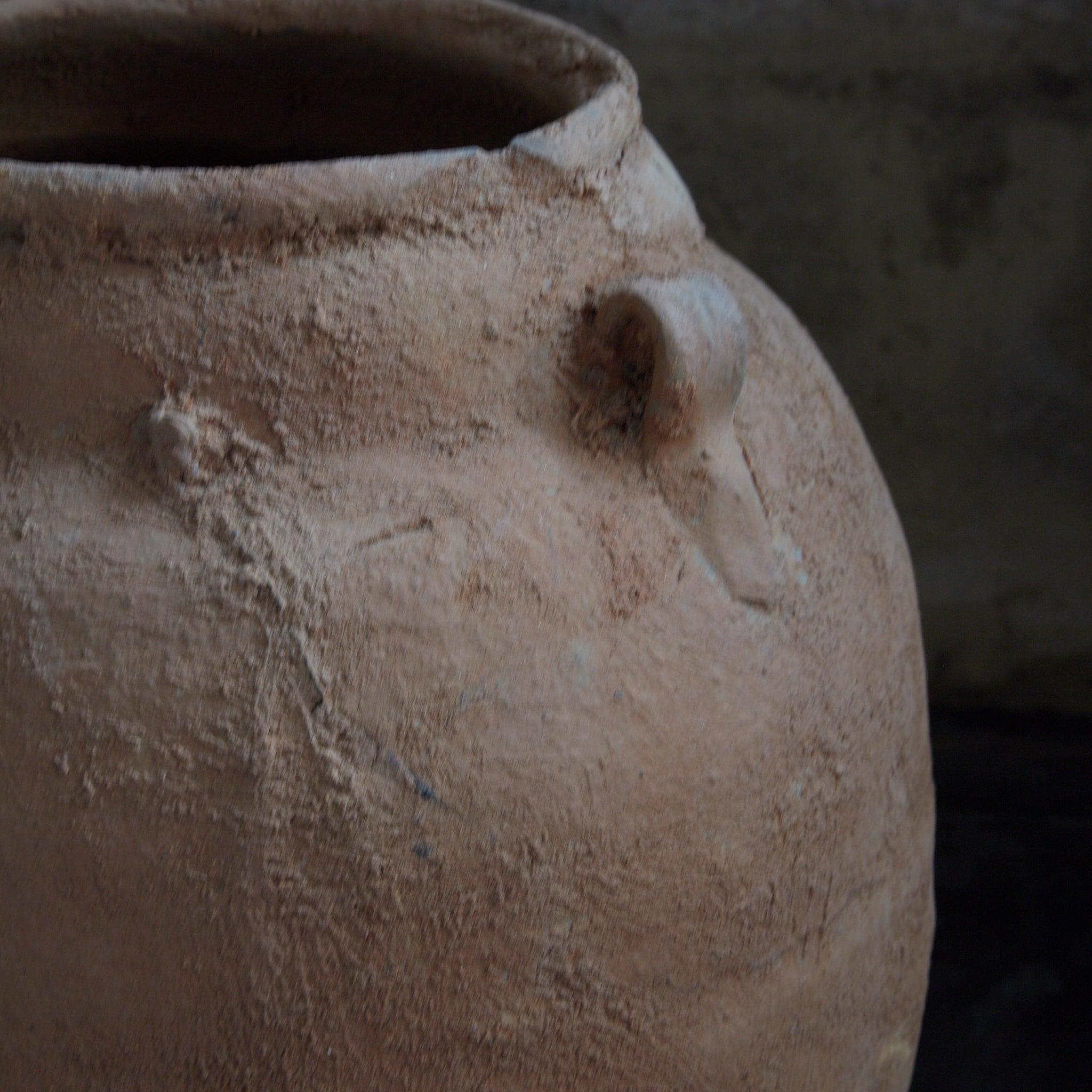 MELONENRIPPENFÖRMIGES ZWEIHENKELGEFÄSS, Blaugrün glasiert, Tang–Song-Zeit (618–1279 n. Chr.) | Detailansicht 22