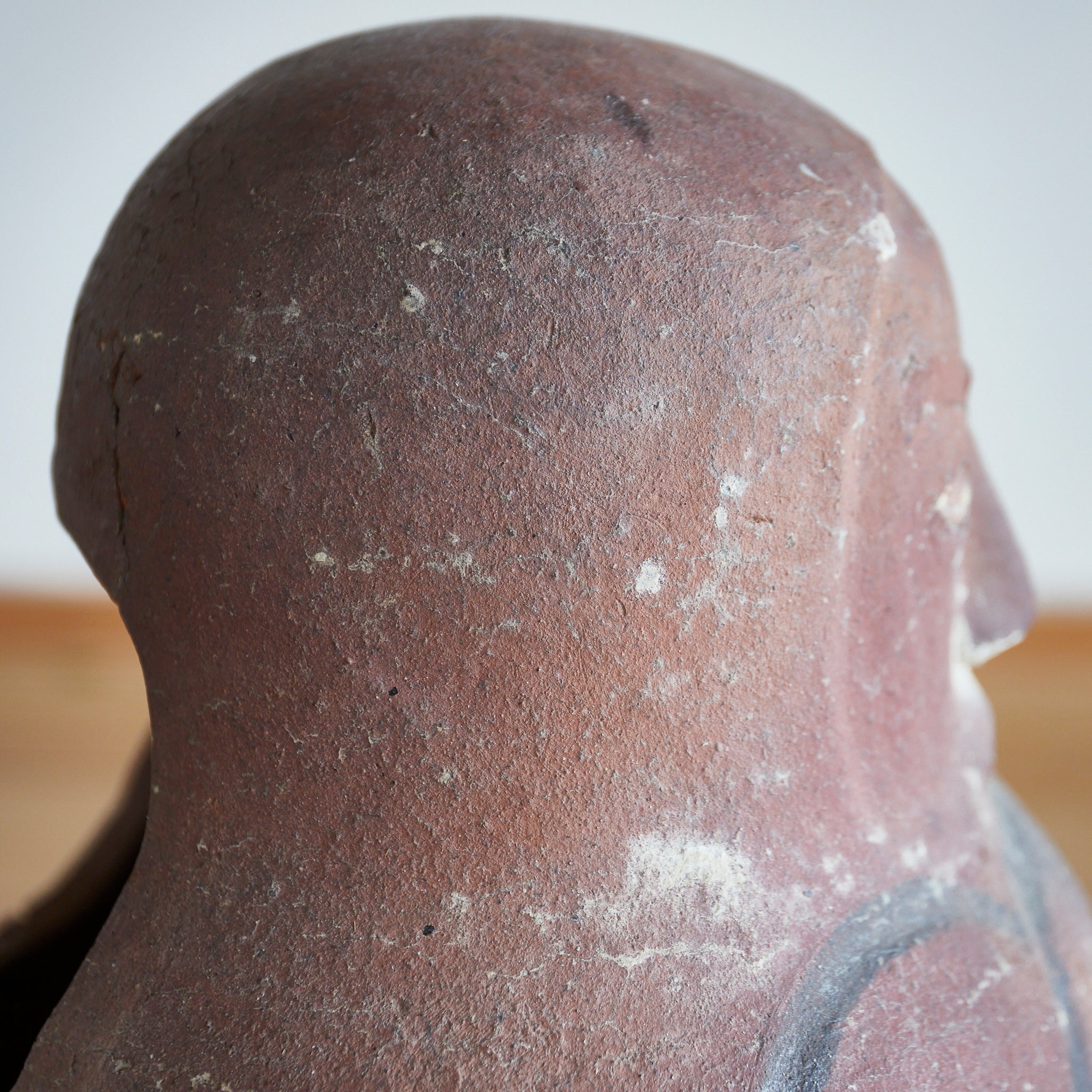 BRASERO CON FORMA DE DARUMA, Mingei, Período Meiji(1868–1912 d. C.)