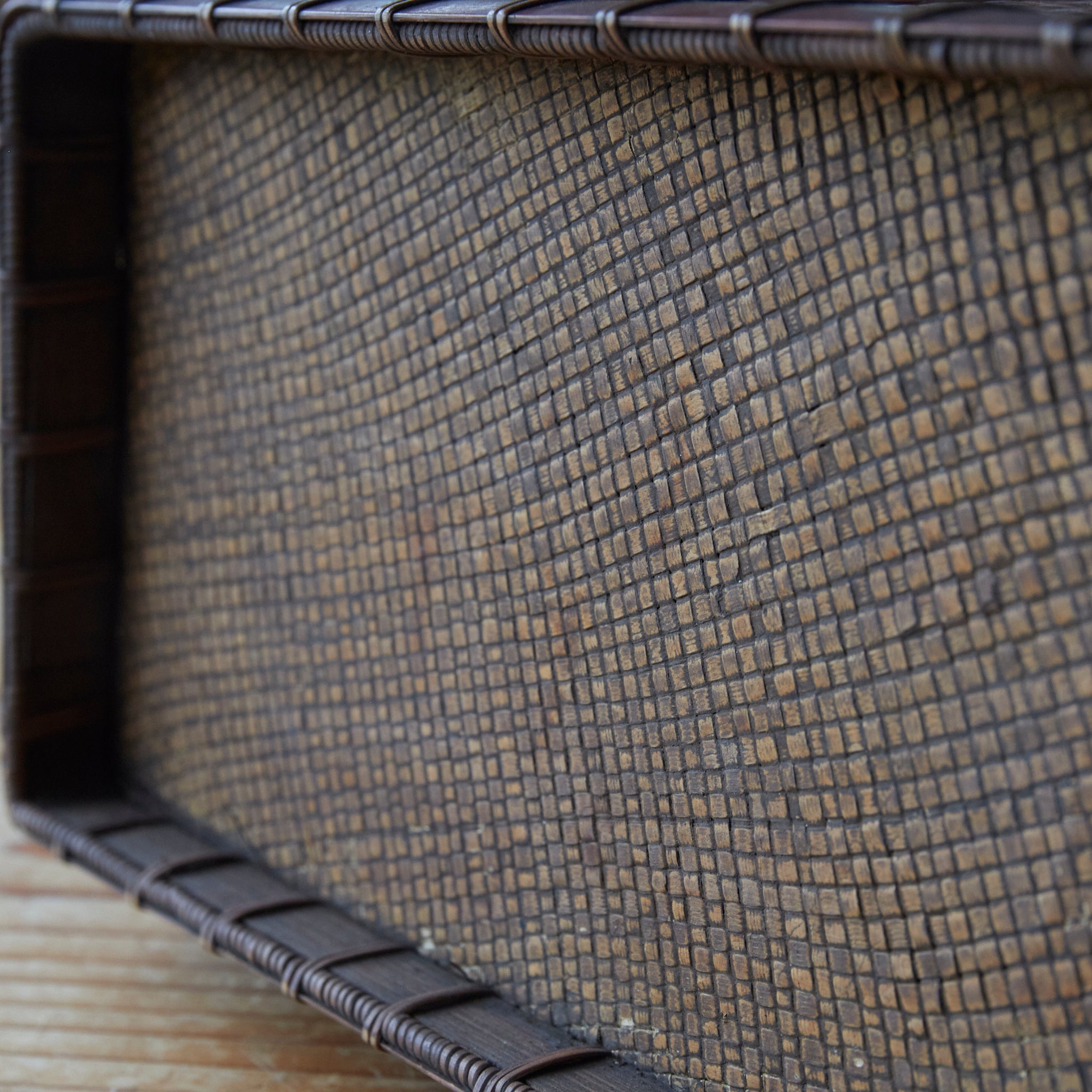 CESTA CON ASA DE BAMBÚ, Período Meiji–Taisho(1868–1926 d. C.)