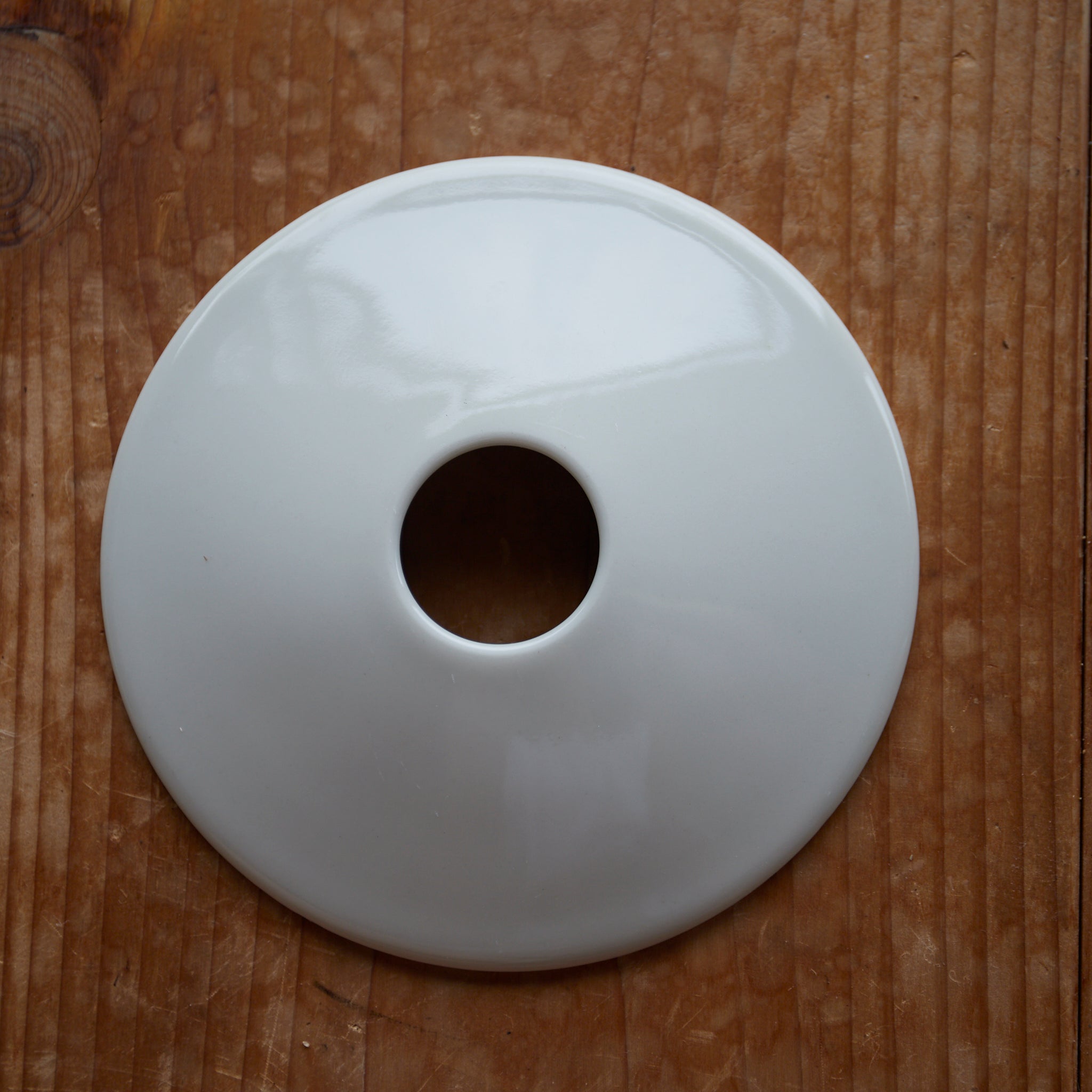 PANTALLA DE PORCELANA BLANCA, Período Showa(1926–1989 d. C.)