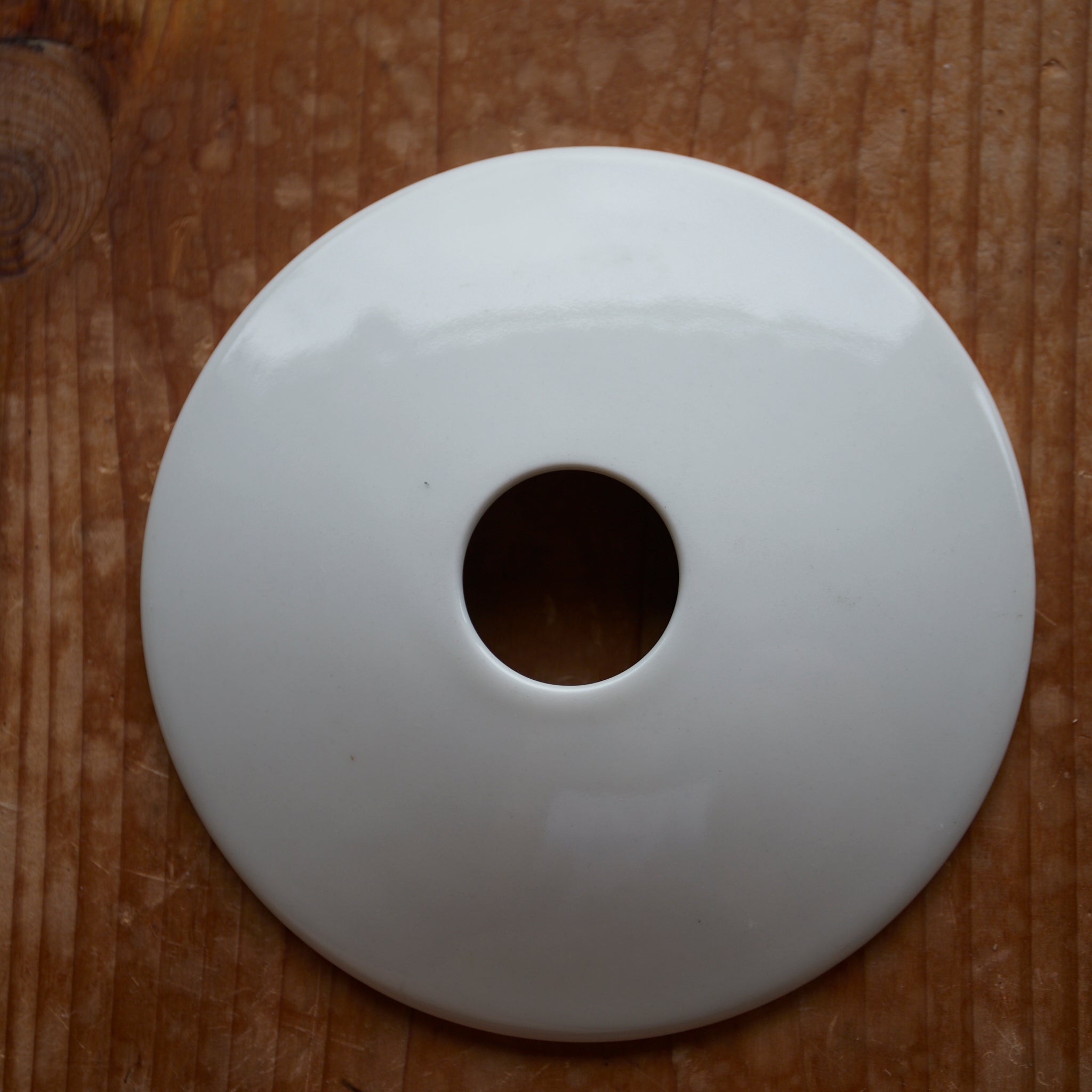 PANTALLA DE PORCELANA BLANCA, Período Showa(1926–1989 d. C.)