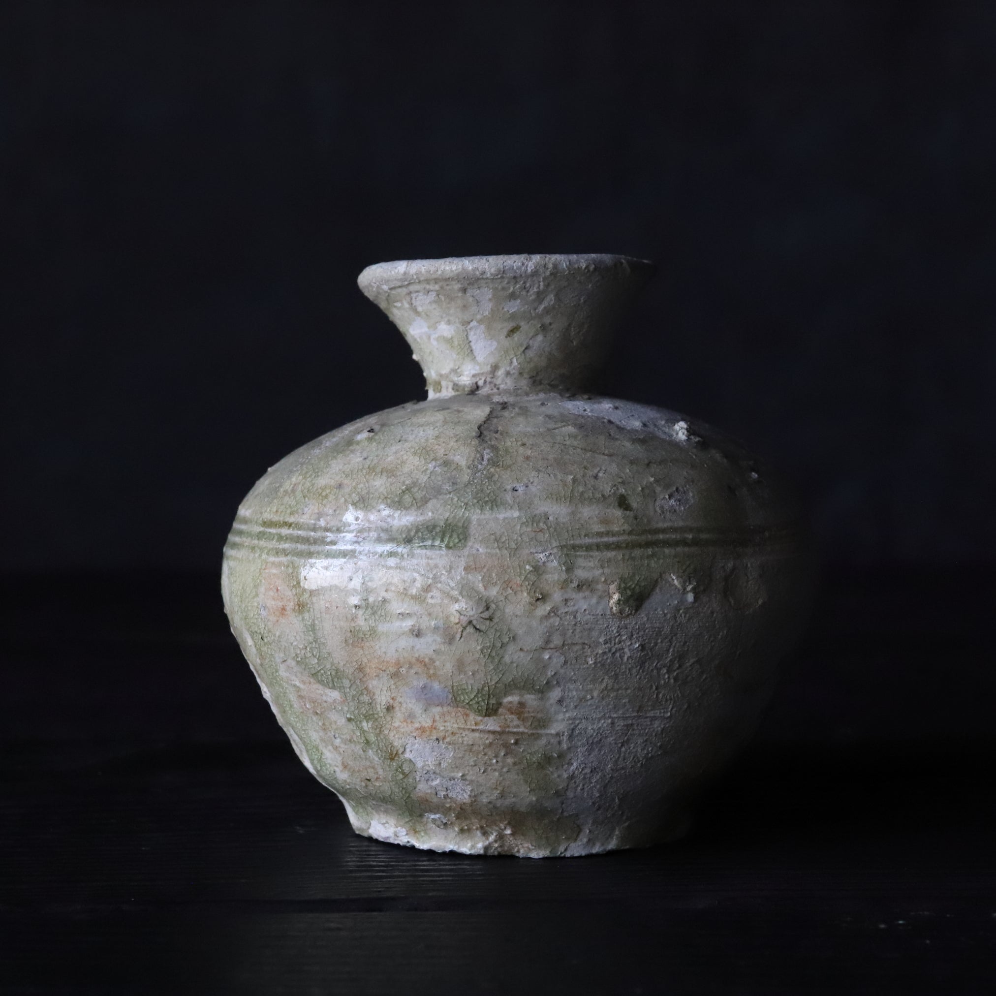 جرة برقبة قصيرة، فرن ساناغه ، فترة كاماكورا(1185–1333 ميلاديًا)