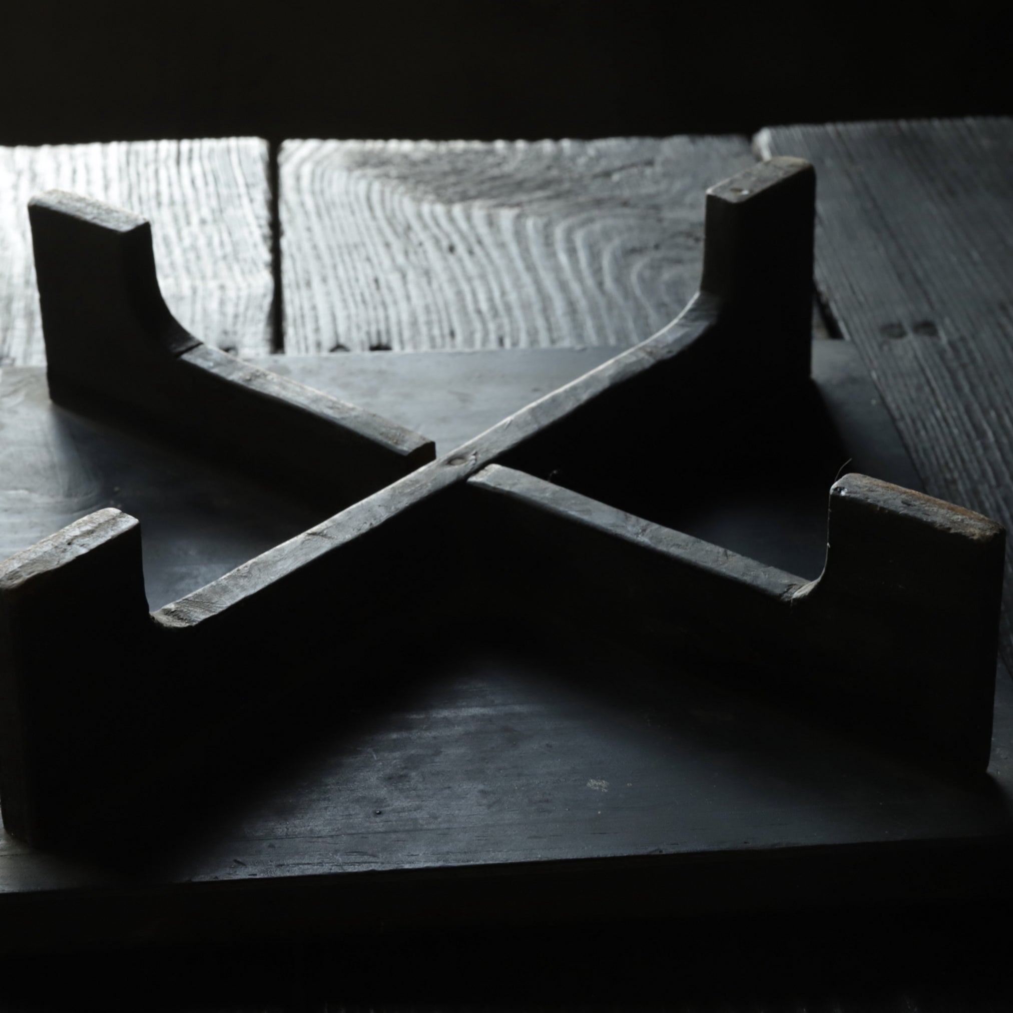 SOPORTE PARA FLORES, Dinastía Joseon(1392–1897 d. C.)