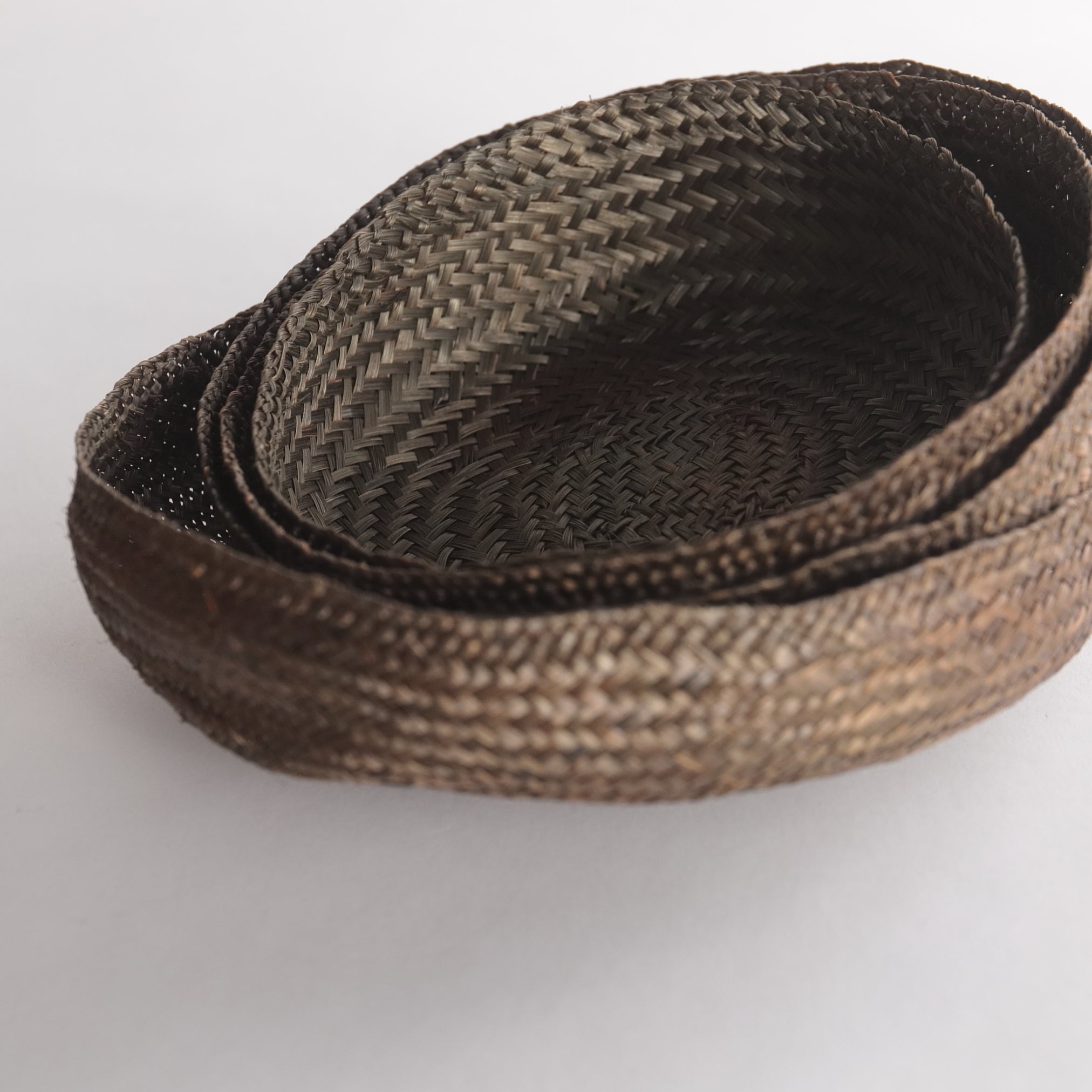 NEST OF LIDDED BASKETS