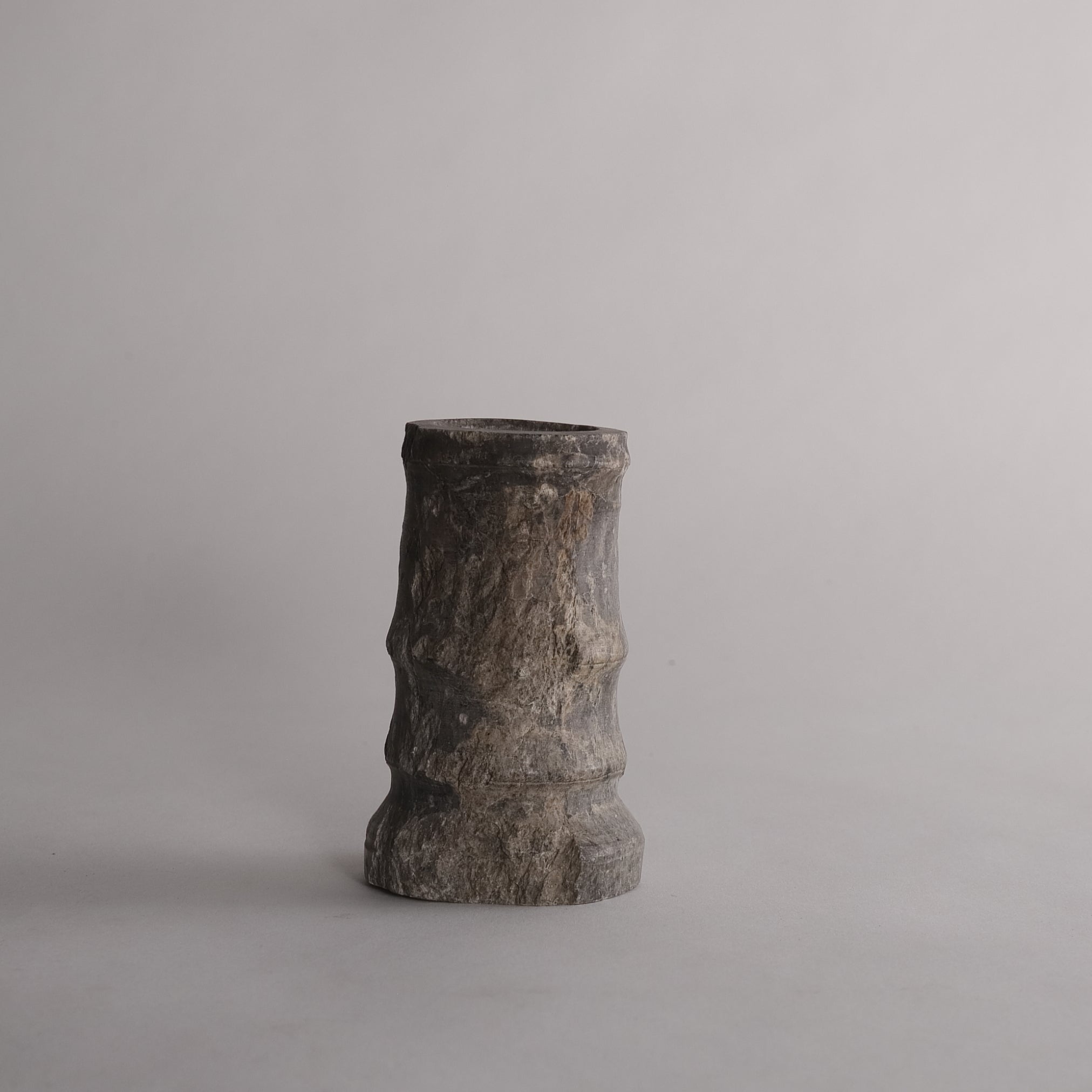 BOTE PARA PINCELES DE BAMBÚ DE PIEDRA