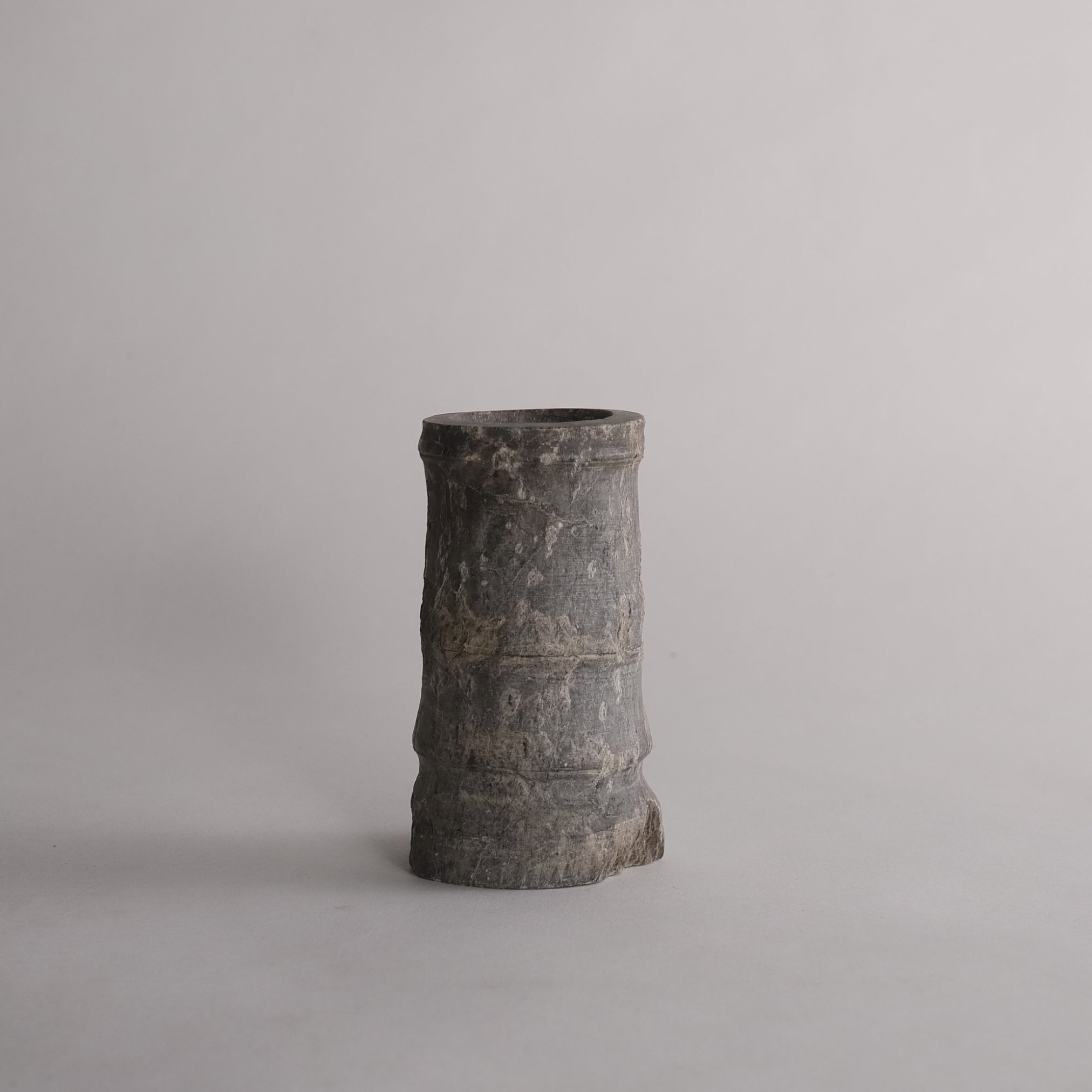 BOTE PARA PINCELES DE BAMBÚ DE PIEDRA