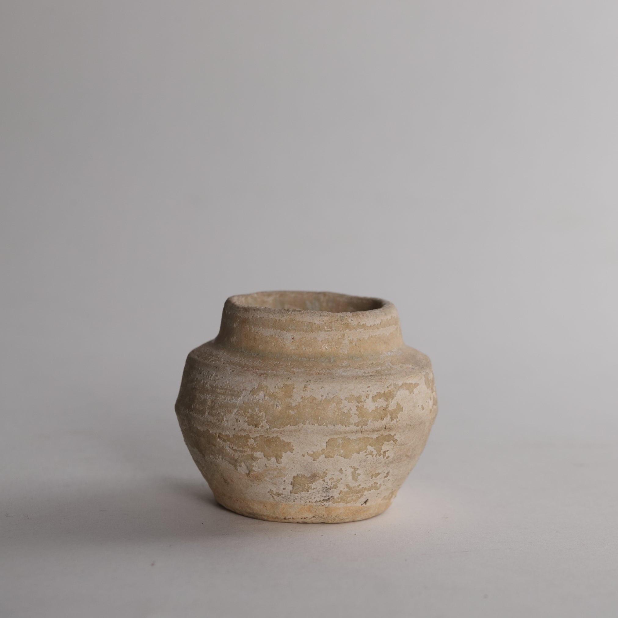 JARRA PEQUEÑA, Ko-Seto, vidriado ceniza, Período Muromachi(1336–1573 d. C.)