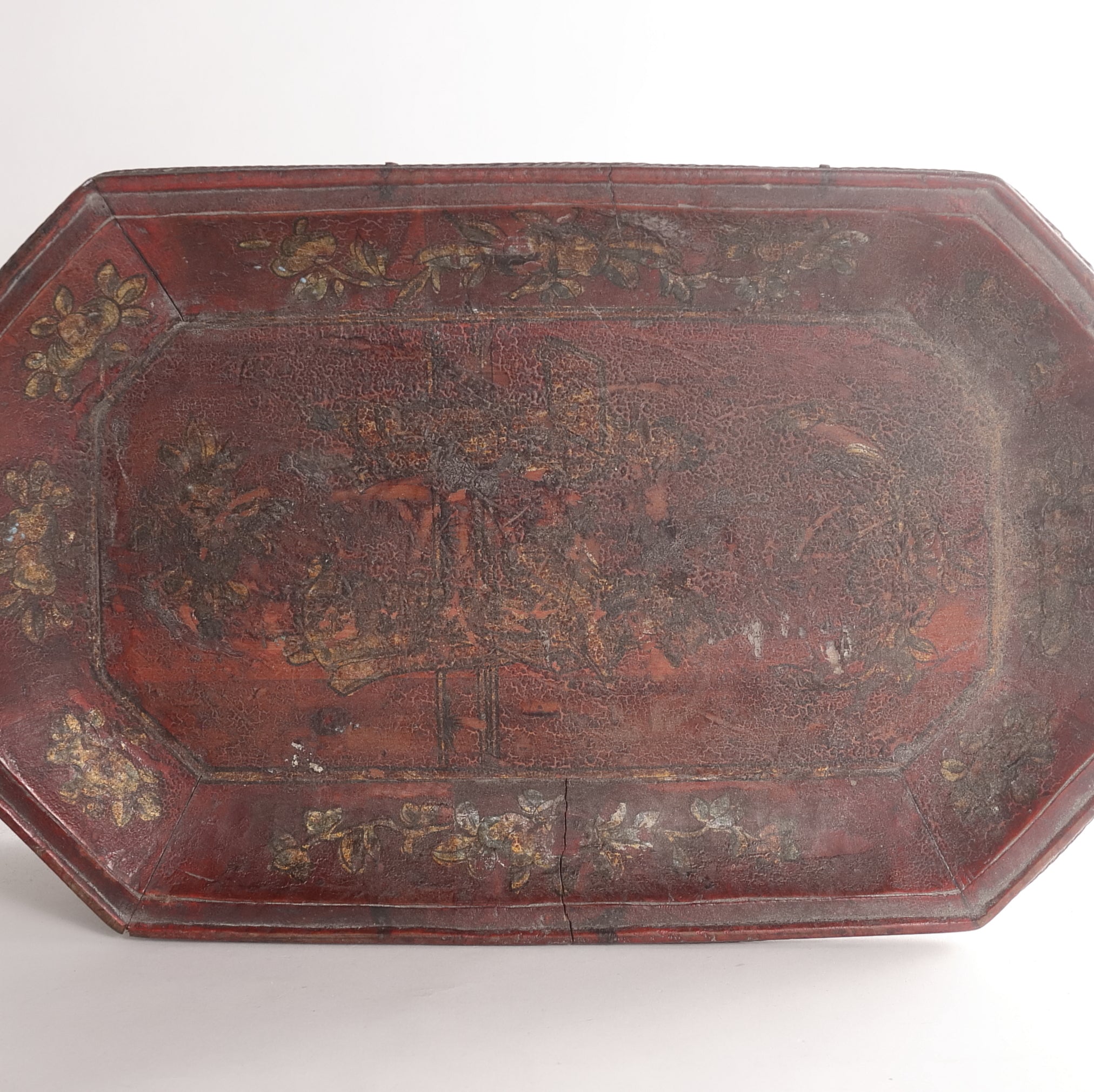 CORNER-CUT WOODEN TEA TRAY, Early Modern Period(16th–19th centuries)
