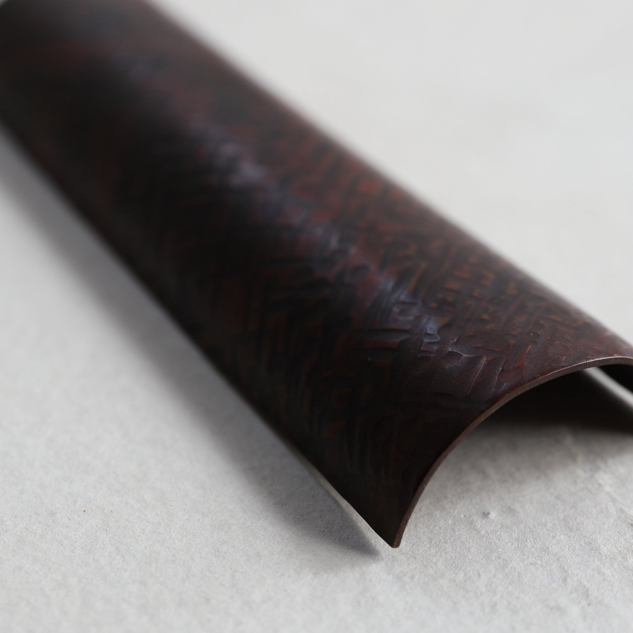 CUCHARA PARA TÉ DE COBRE, Con patrón lineal, Moderno(Siglos XIX–XX)