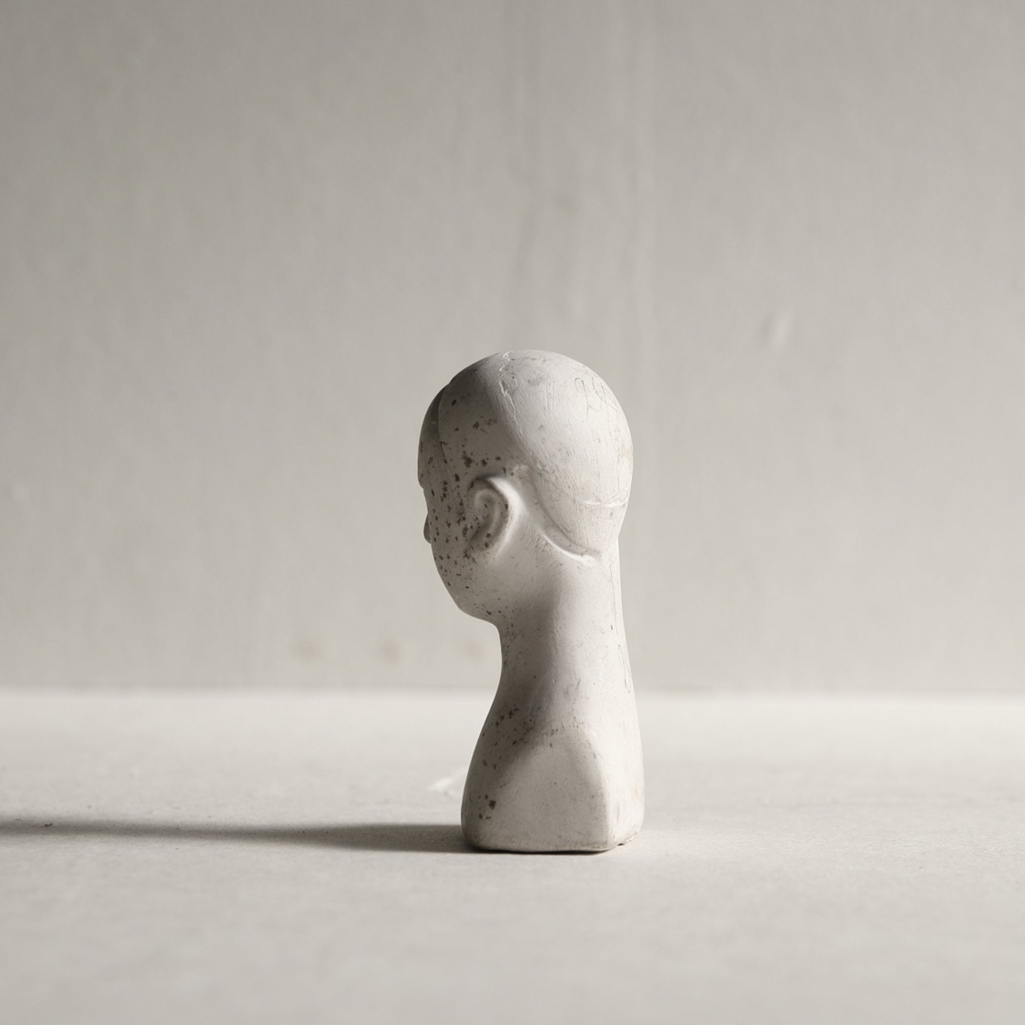 STAMPO IN GESSO PER TESTA DI BAMBOLA, c, Periodo Showa(1926–1989 d.C.)
