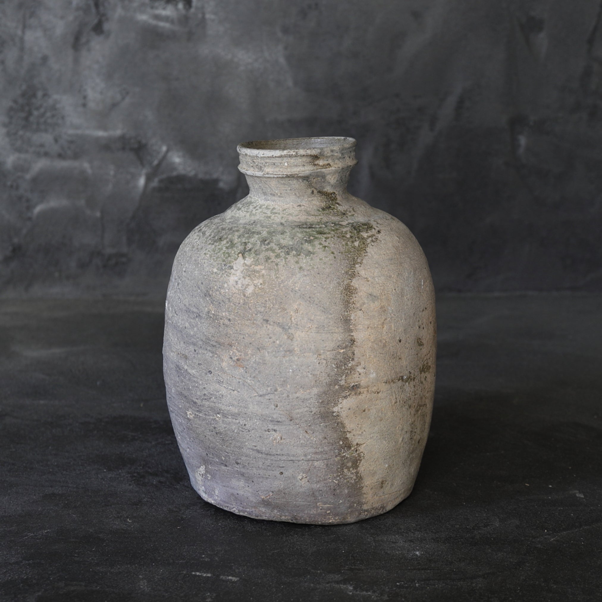 JARRA PEQUEÑA, Cerámica Sue / Uzukumaru, vidriado ceniza, Período Kofun(250–581 d. C.)