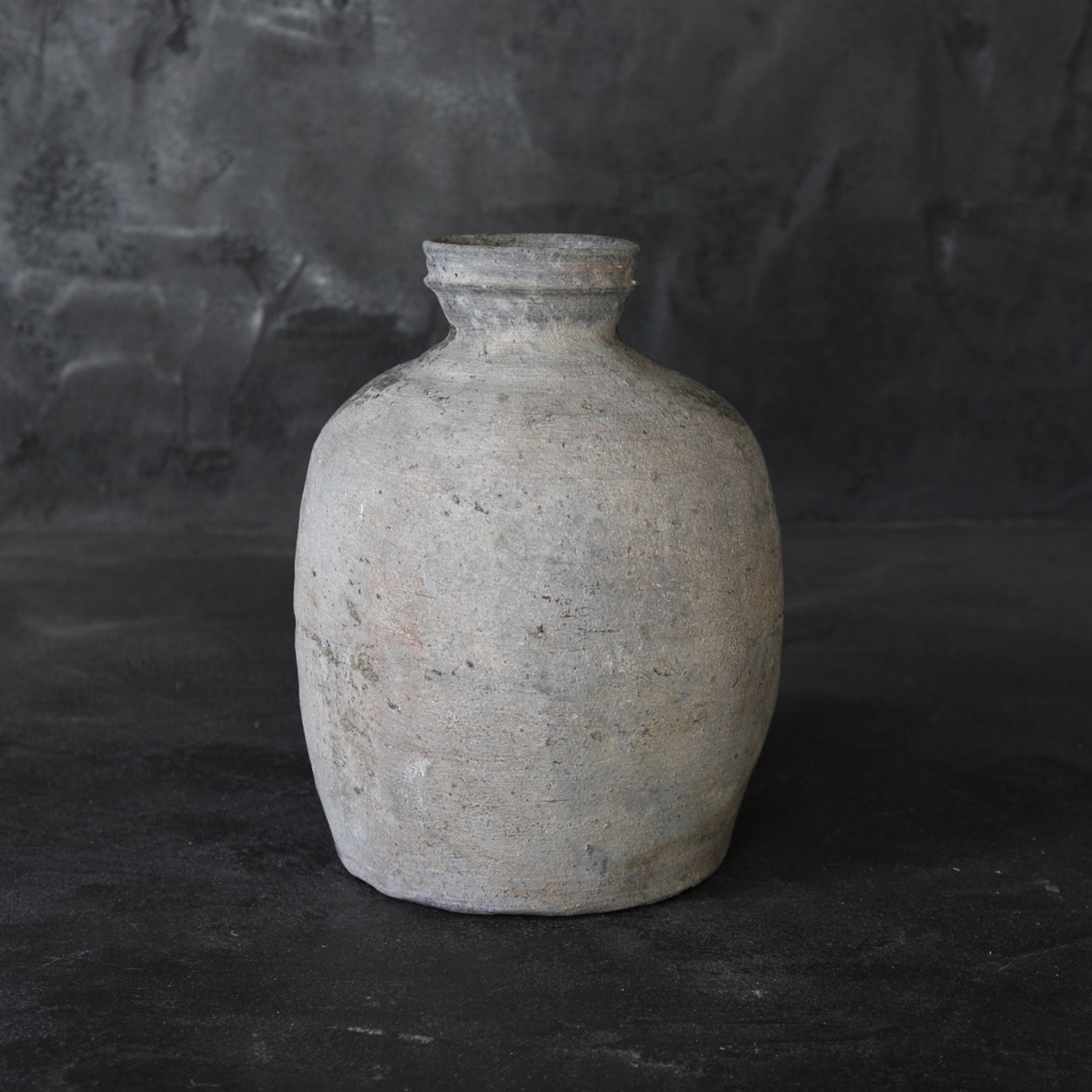 JARRA PEQUEÑA, Cerámica Sue / Uzukumaru, vidriado ceniza, Período Kofun(250–581 d. C.)