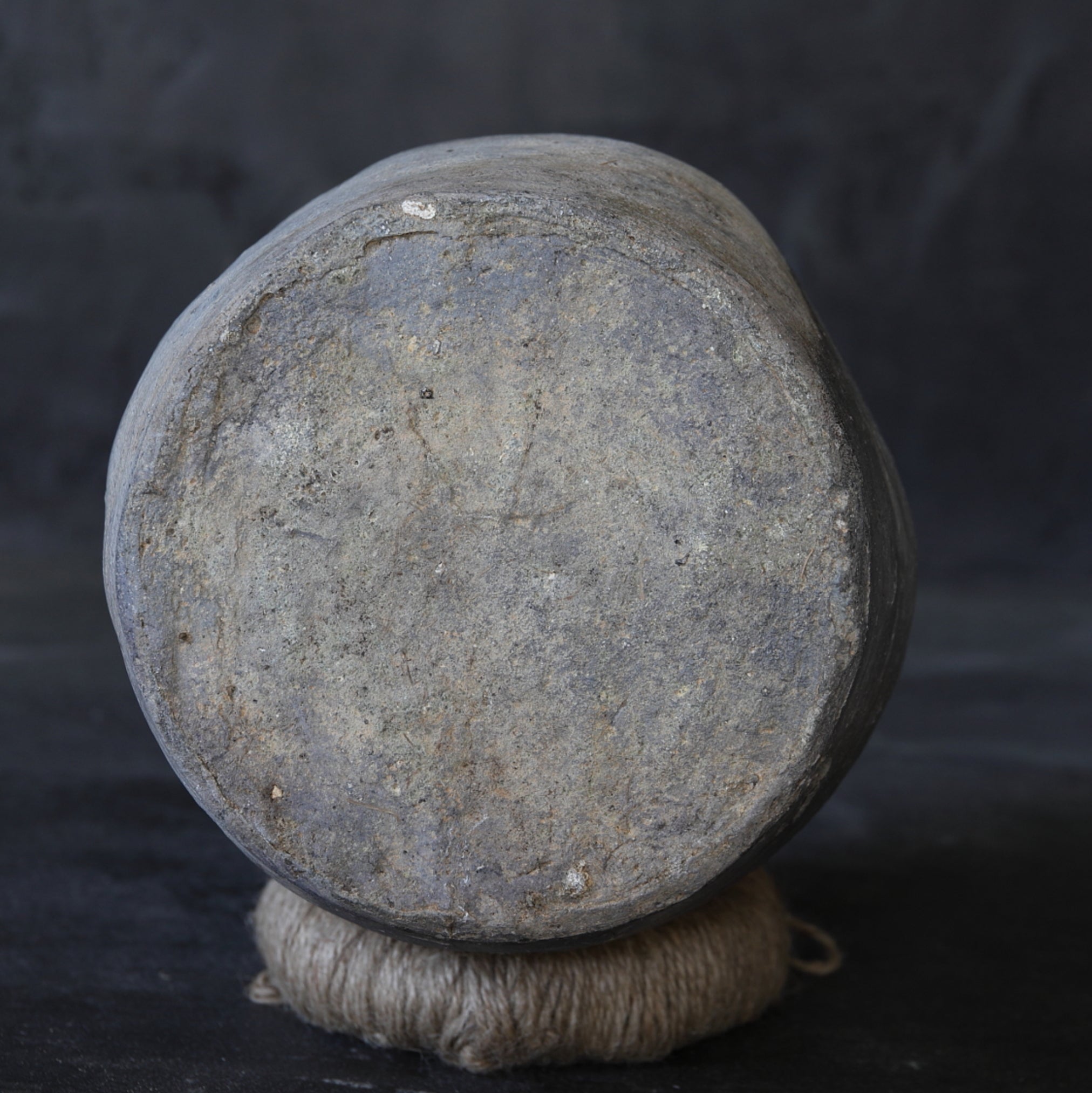 JARRA PEQUEÑA, Cerámica Sue / Uzukumaru, vidriado ceniza, Período Kofun(250–581 d. C.)