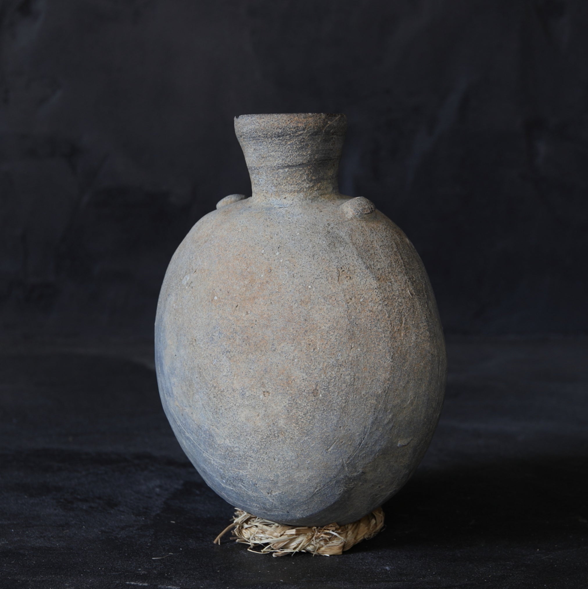 FLASCHE MIT HENKEL, Sue-Keramik, Kofun-Zeit(250–581 n. Chr.)