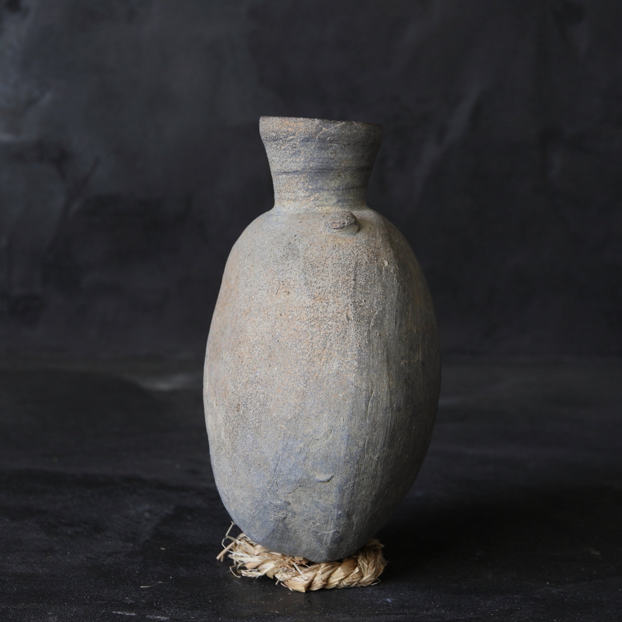 FLASCHE MIT HENKEL, Sue-Keramik, Kofun-Zeit(250–581 n. Chr.)