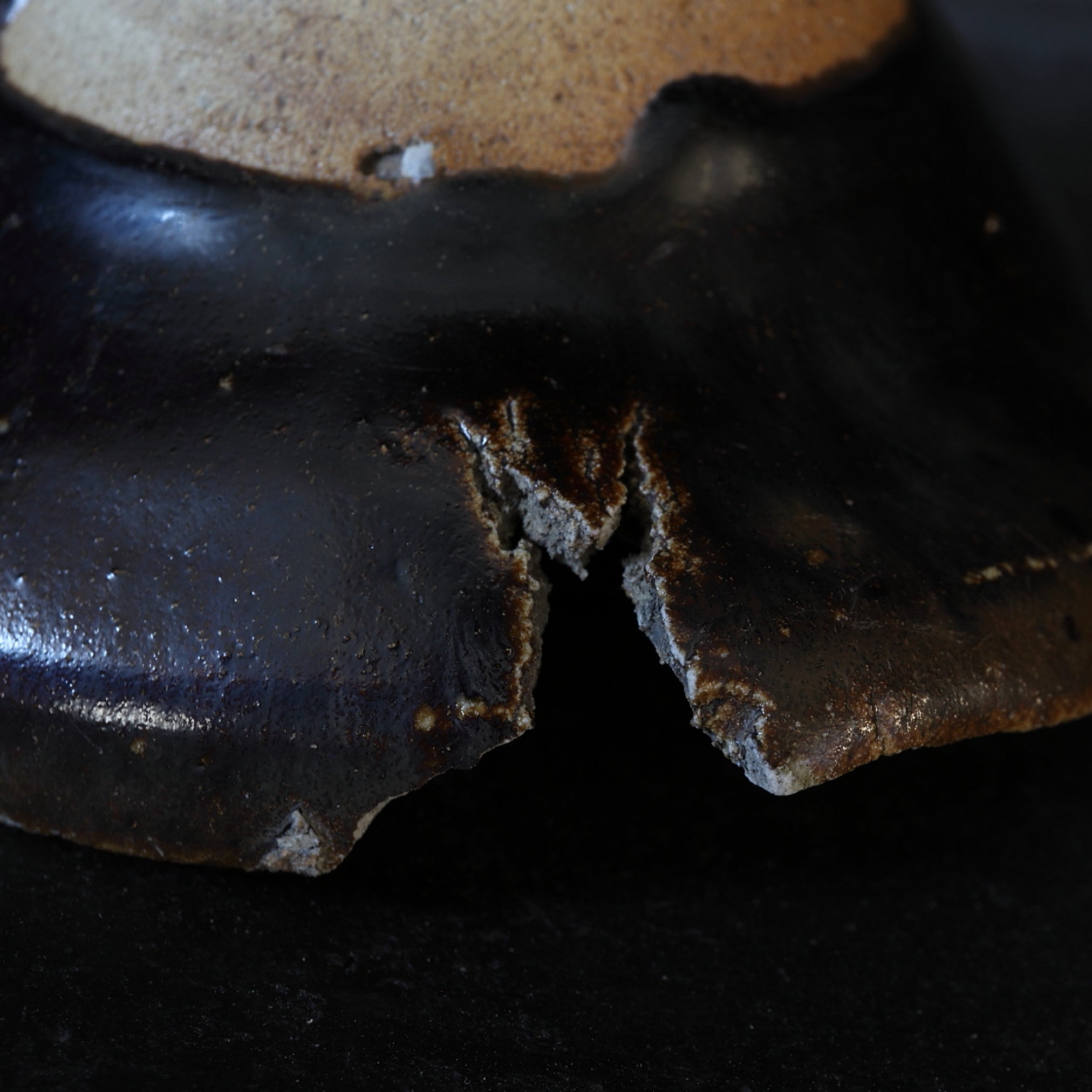 YABURE TENMOKU(TEA BOWL), Ko-Mino, Kofun Period(250-581CE)