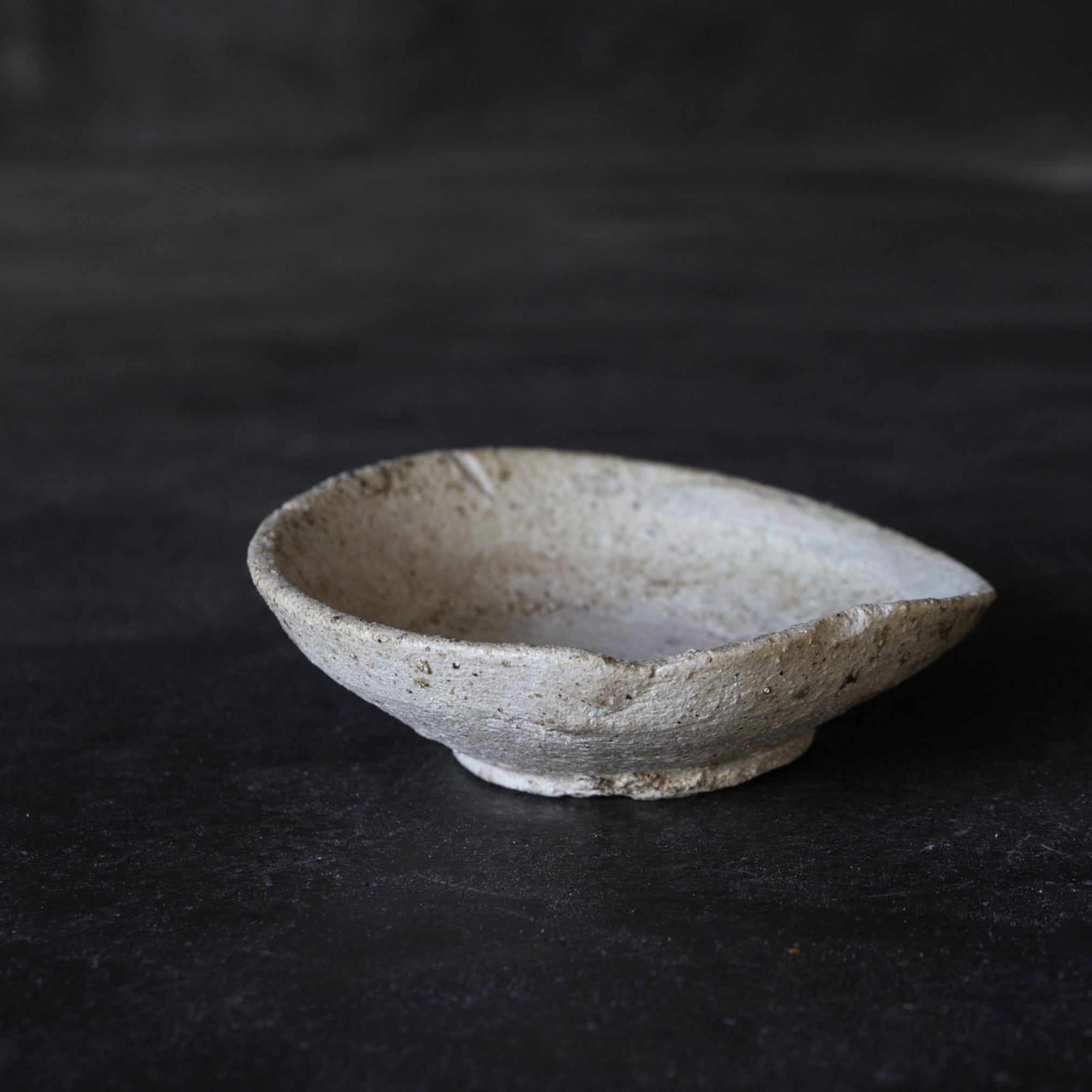 YAMAZARA(PLATO DE MONTAÑA), horno Sanage, Período Kamakura(1185–1333 d. C.)