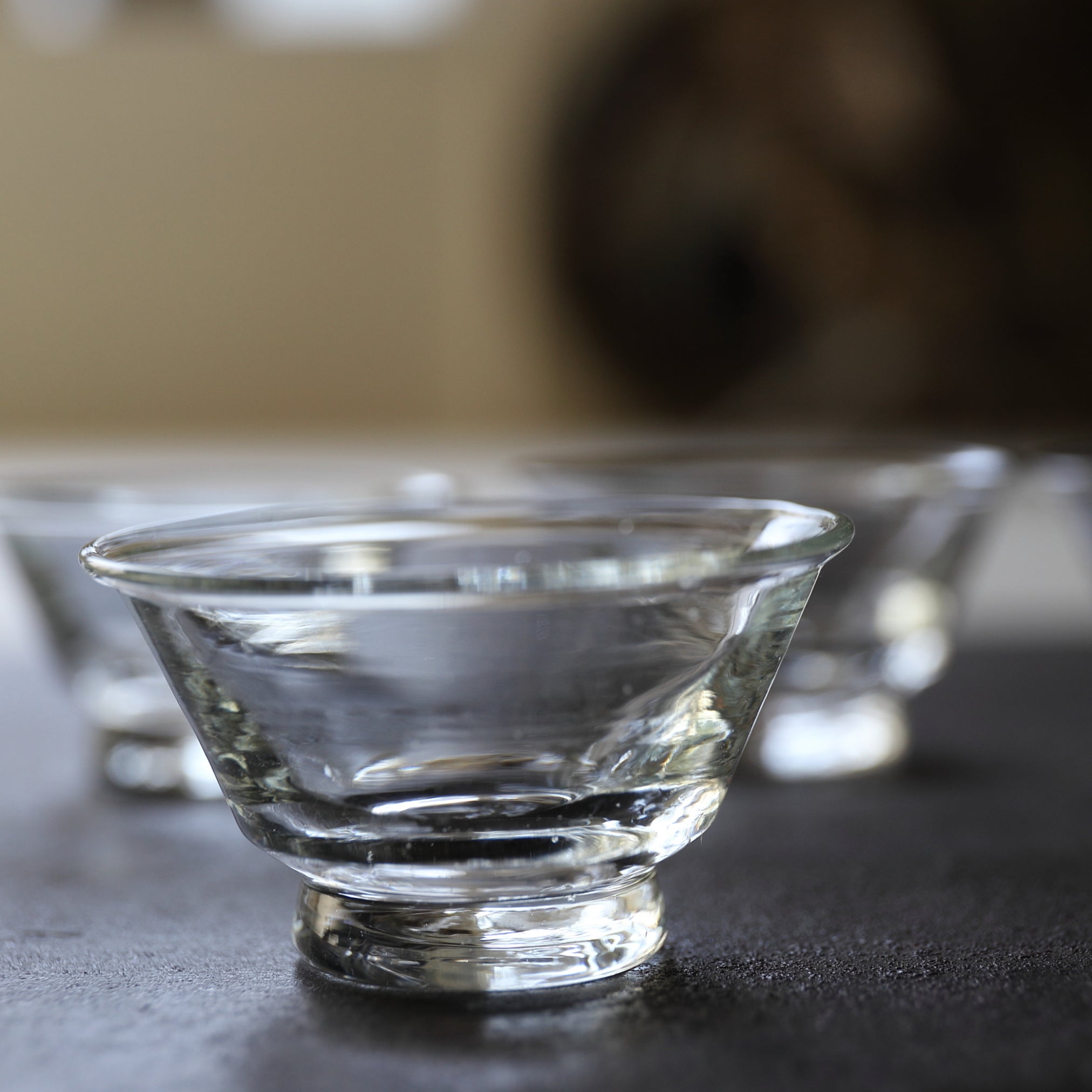 TAZA PARA SENCHA DE VIDRIO, Juego de 5, Período Taisho(1912–1926 d. C.)