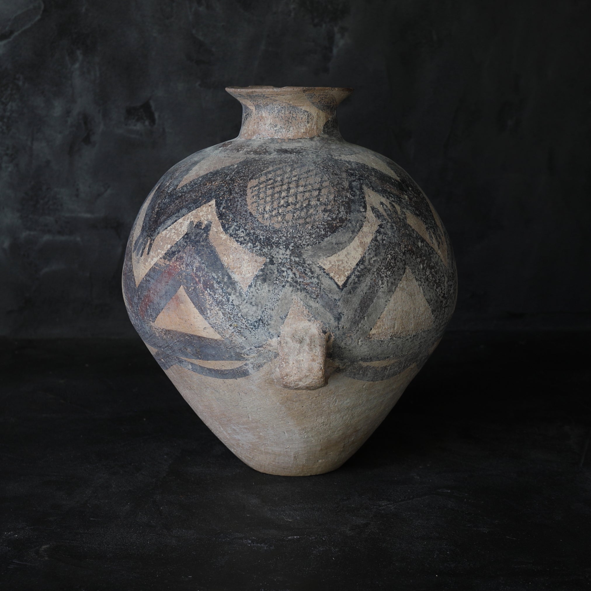 GROSSES GEFÄSS, Bemalte Keramik, Majiayao-Kultur(3300–2050 v. Chr.)