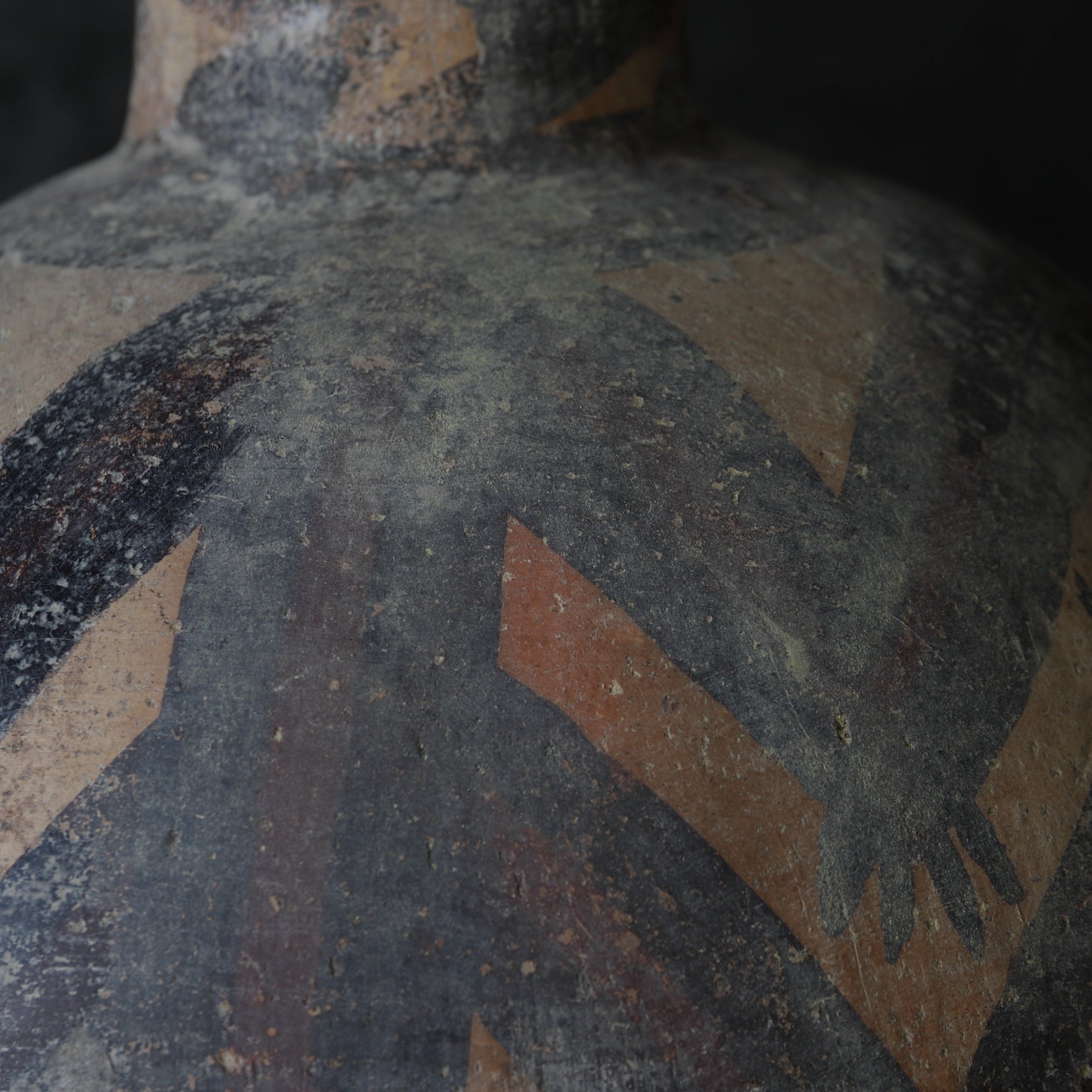 GROSSES GEFÄSS, Bemalte Keramik, Majiayao-Kultur(3300–2050 v. Chr.)