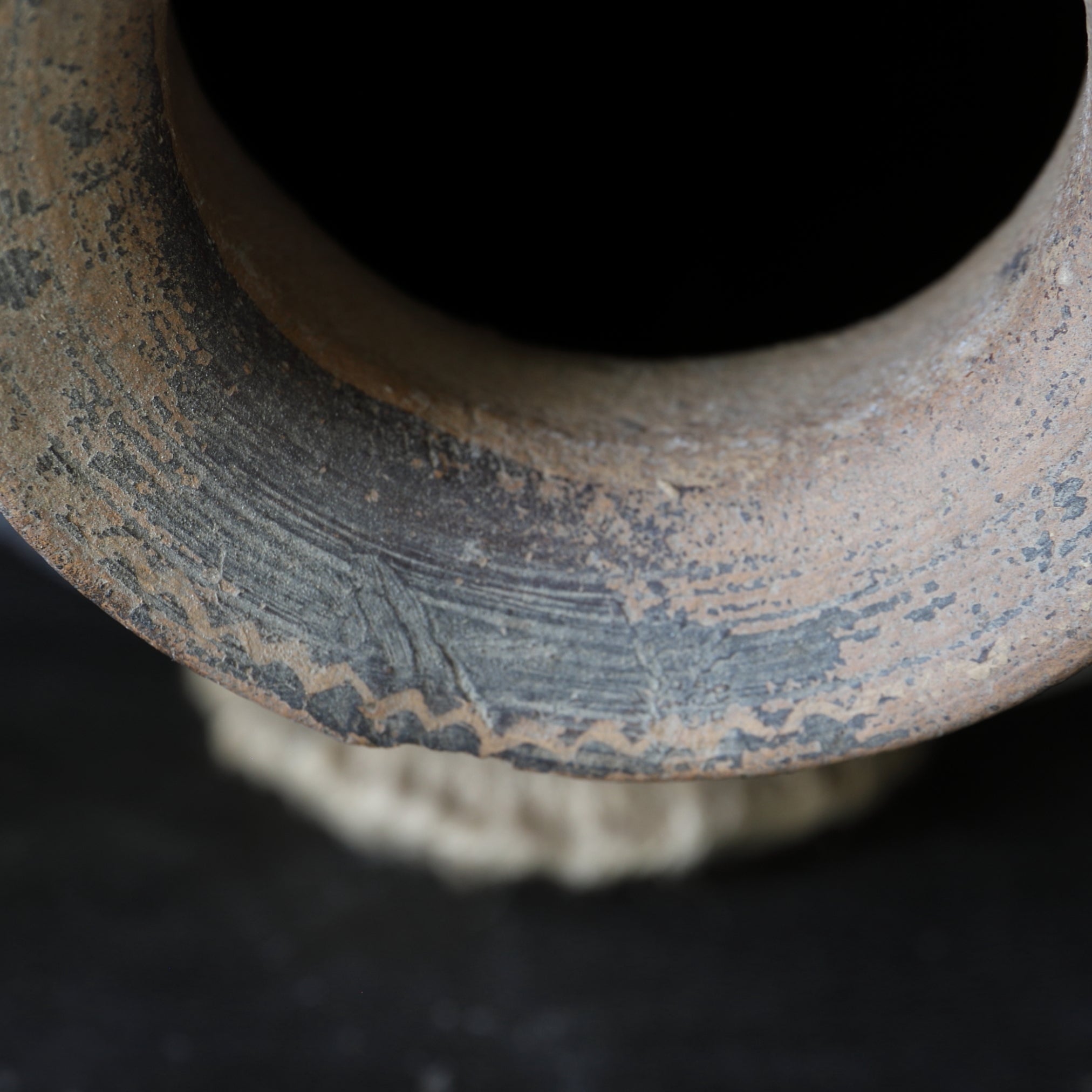 GROSSES GEFÄSS, Bemalte Keramik, Majiayao-Kultur(3300–2050 v. Chr.)