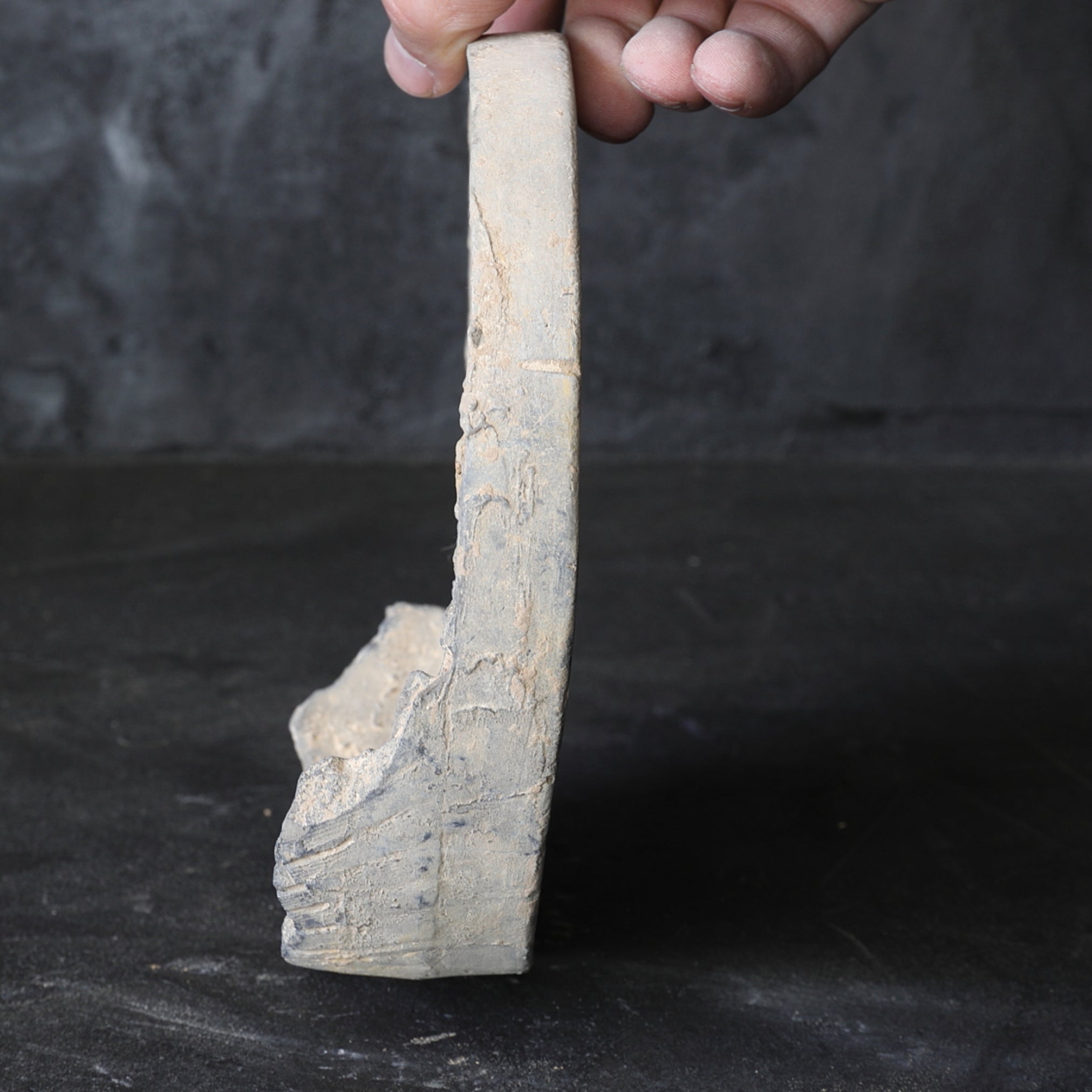 ROOF TILE(fragment), Goryeo Dynasty(918–1392CE)