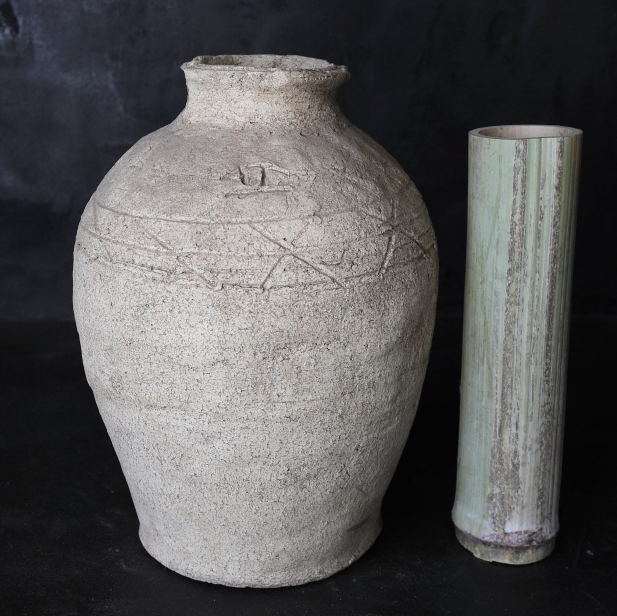 JARRA, Ko-Shigaraki, con patrón de cerca de ciprés, Período Muromachi(1336–1573 d. C.)