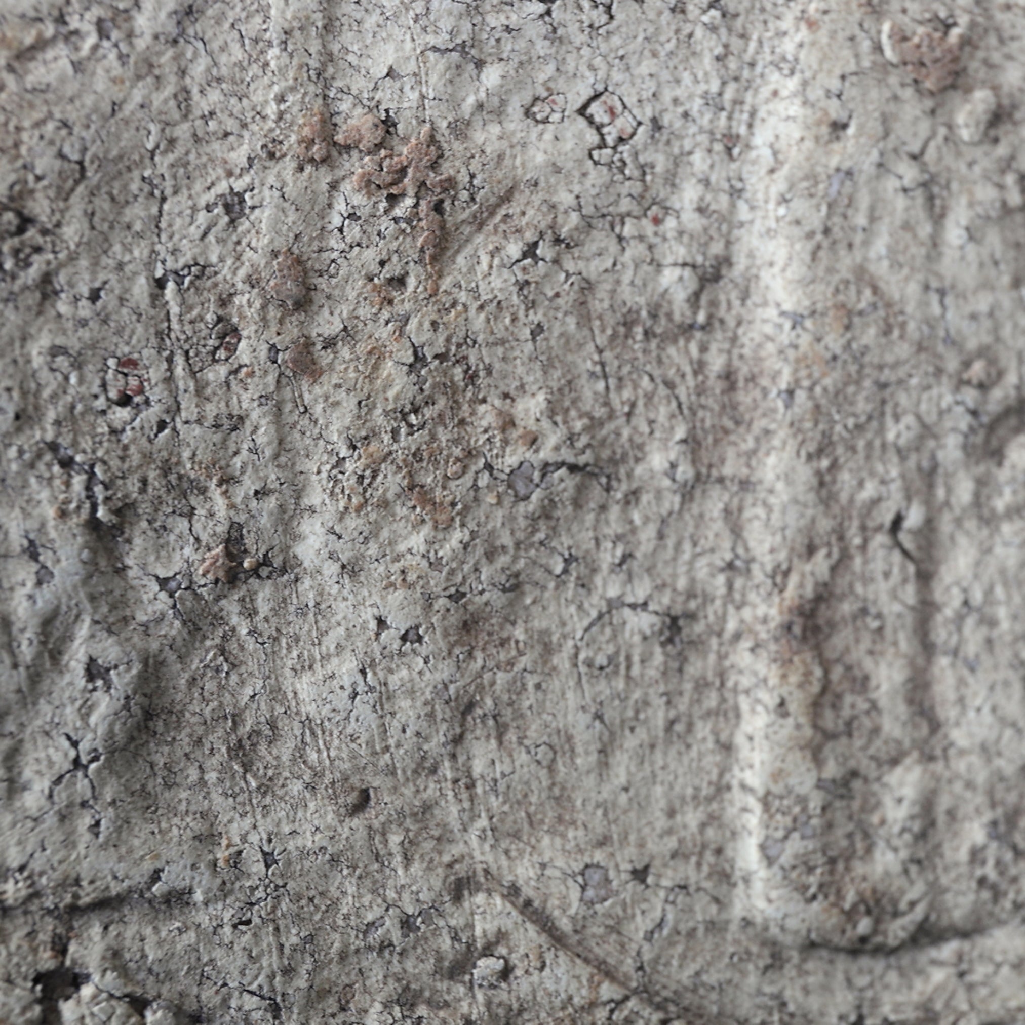 JARRA, Ko-Shigaraki, con patrón de cerca de ciprés, Período Muromachi(1336–1573 d. C.)
