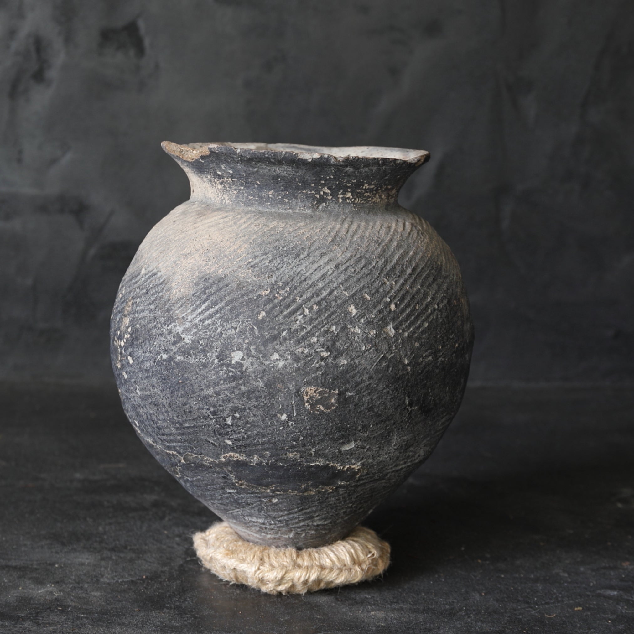 POT, Terre cuite, Période Jomon(10000–300 av. J.-C.)