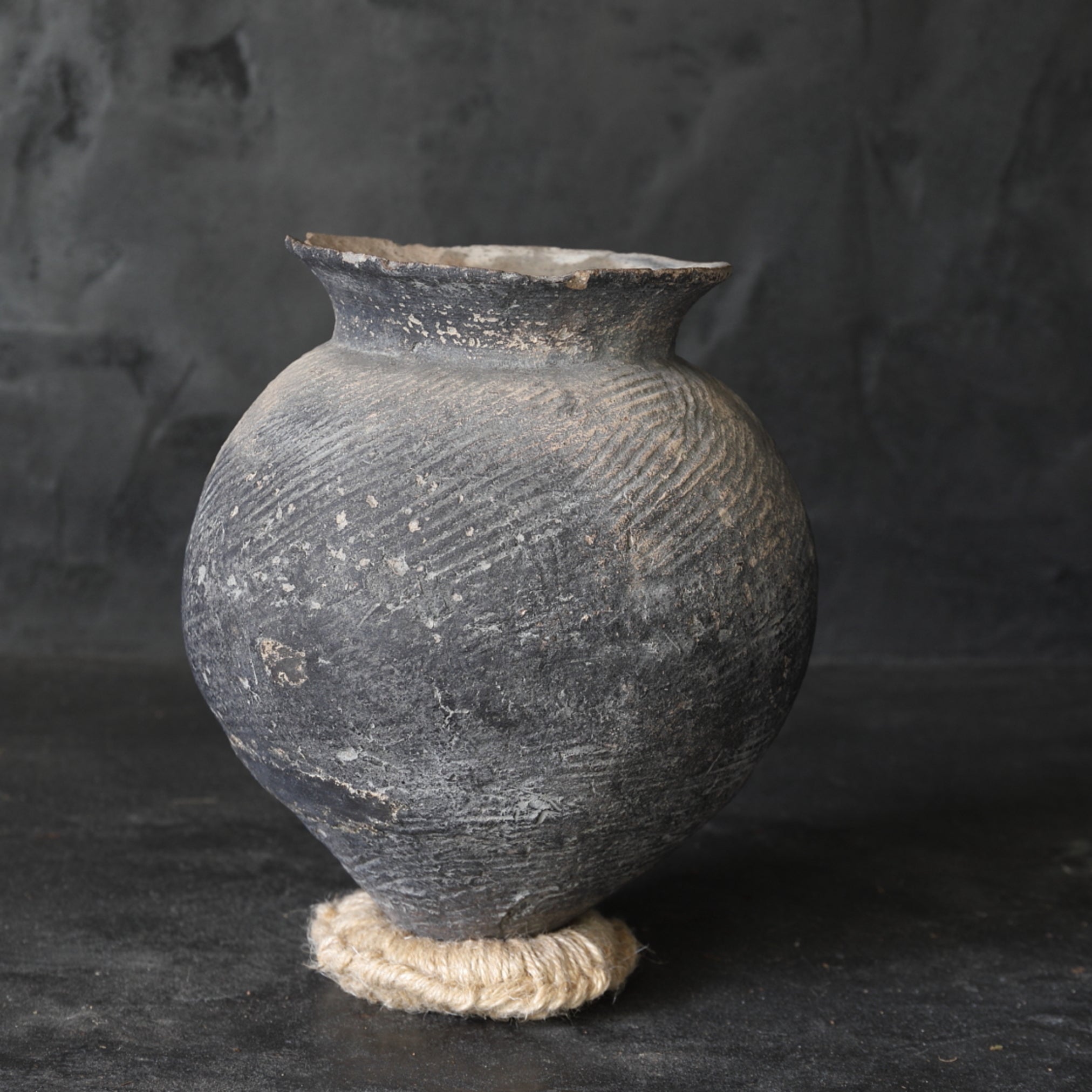 POT, Terre cuite, Période Jomon(10000–300 av. J.-C.)